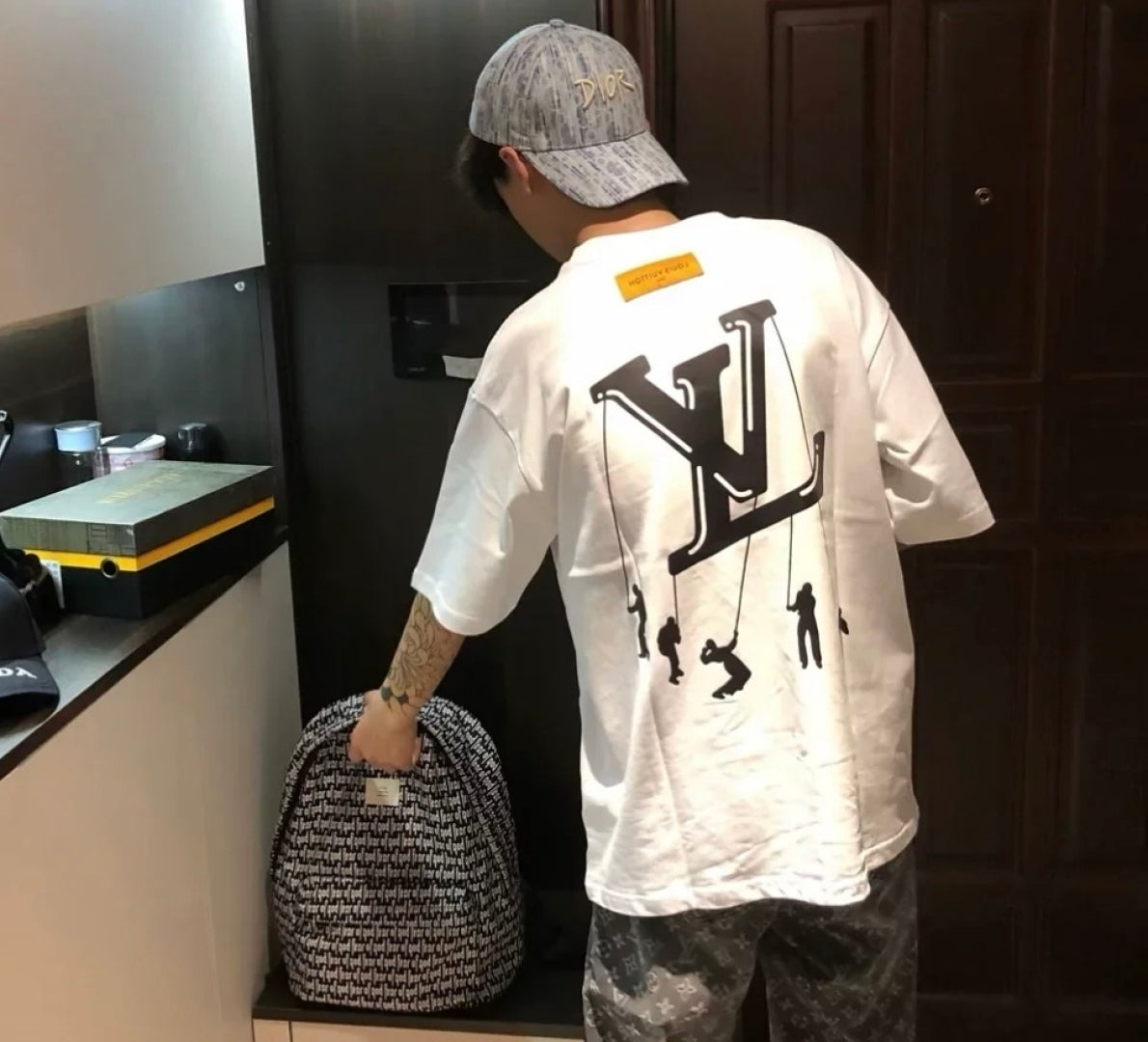 BVG / 루이비통 남성 반팔 티셔츠