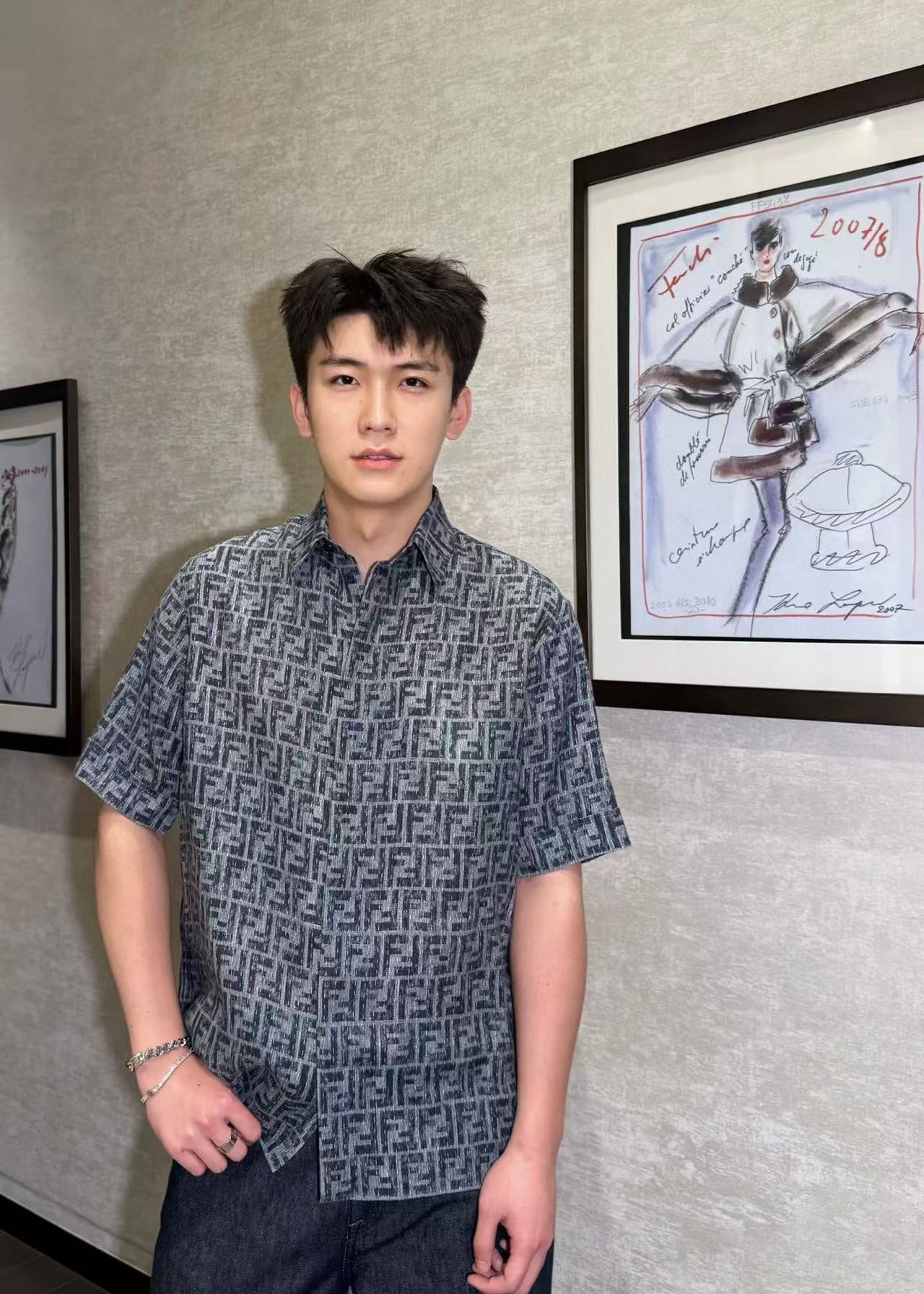 체인2호 / 펜디 남성 반팔 셔츠