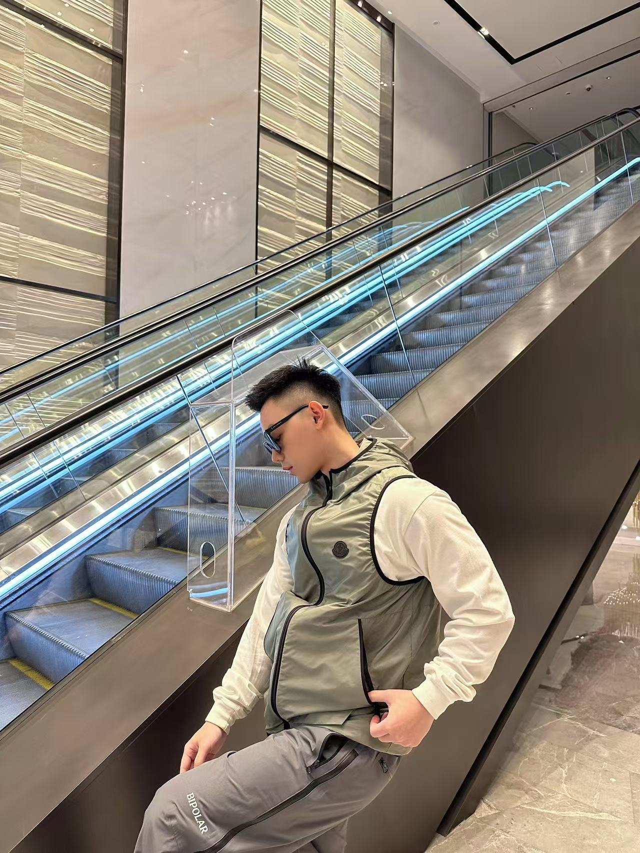 GTR / 몽클레어 남성 후드 자켓