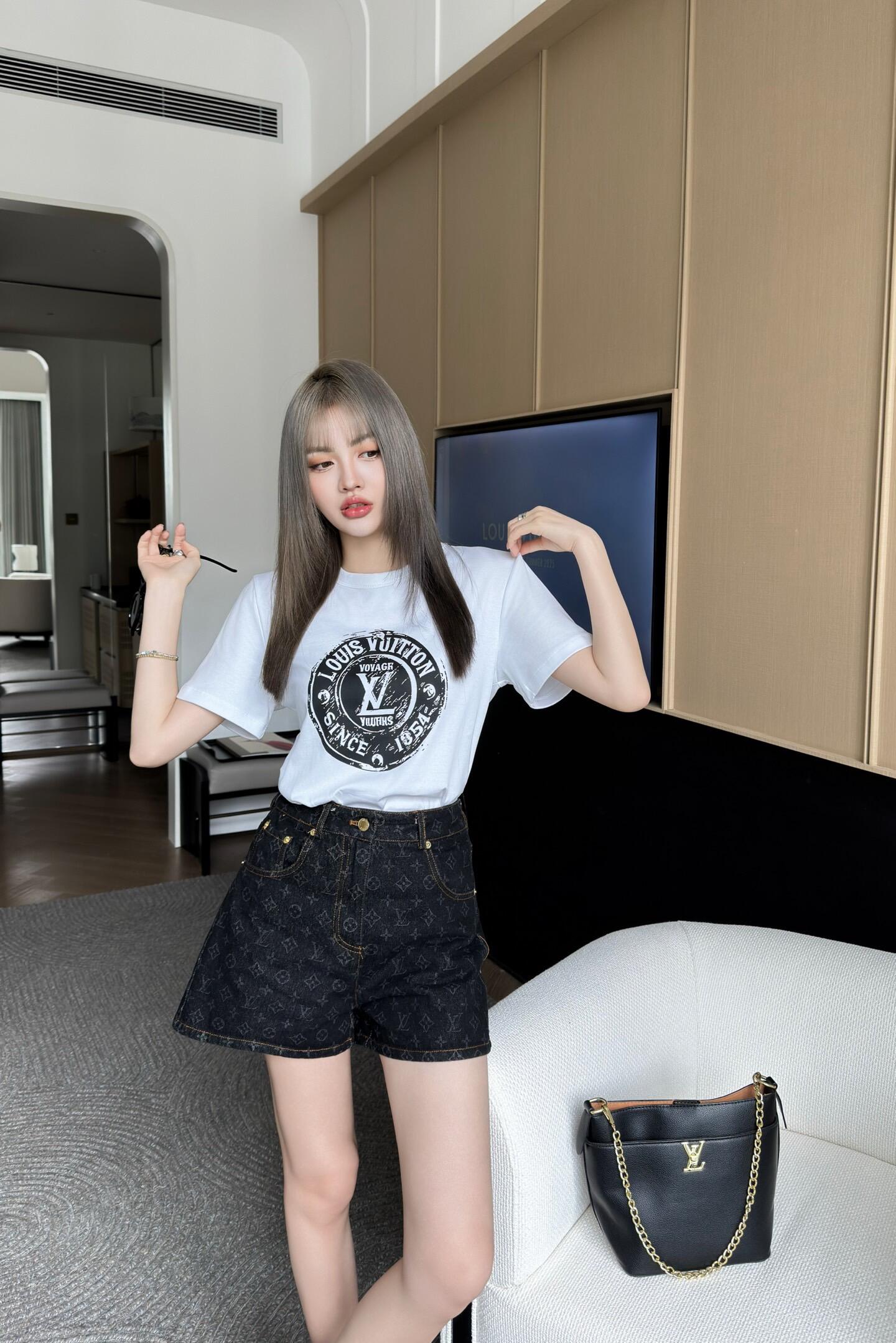 R공장 / 루이비통 남성 반팔 티셔츠