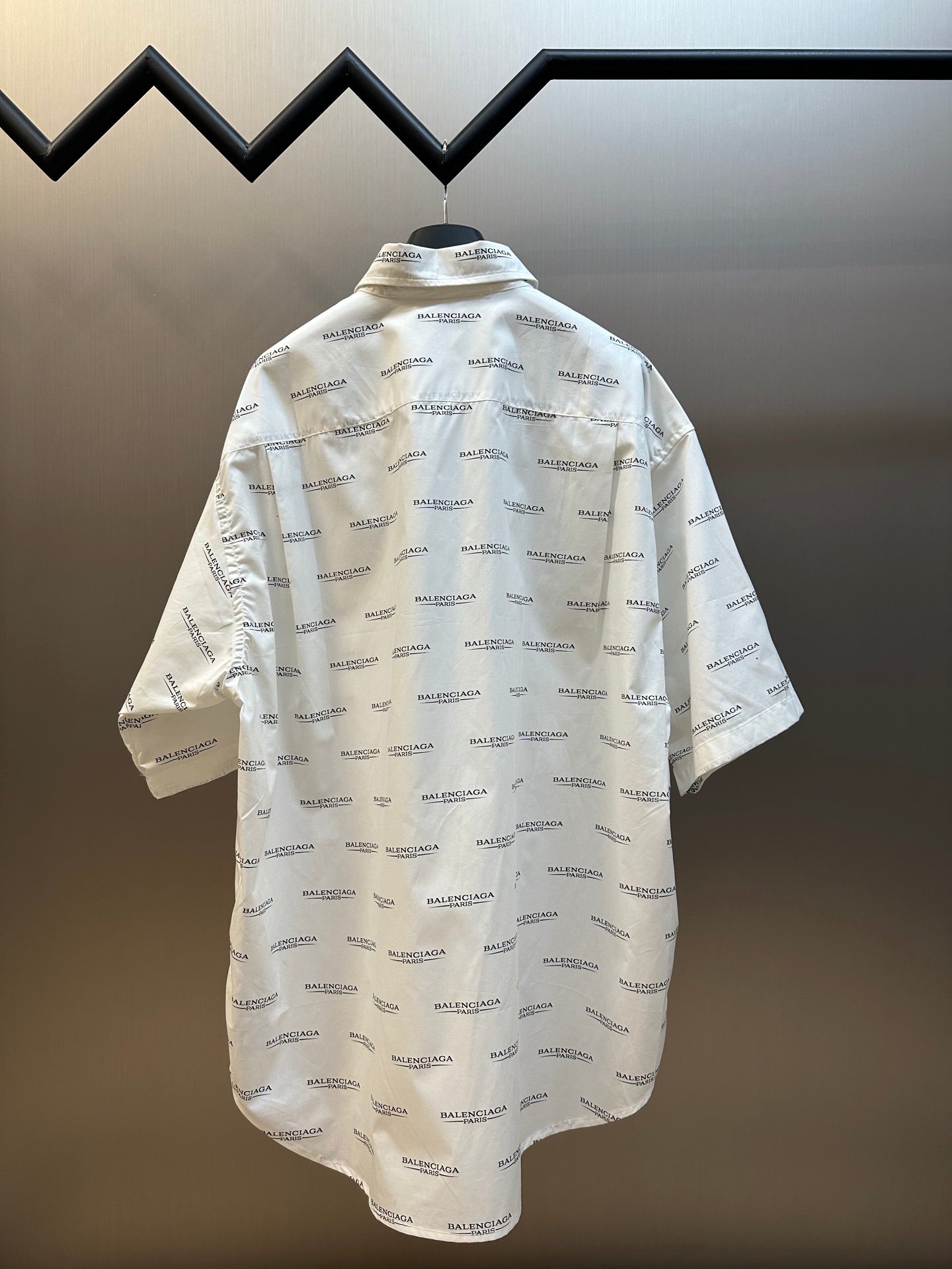 체인2호 / 발렌시아가 남성 반팔 셔츠