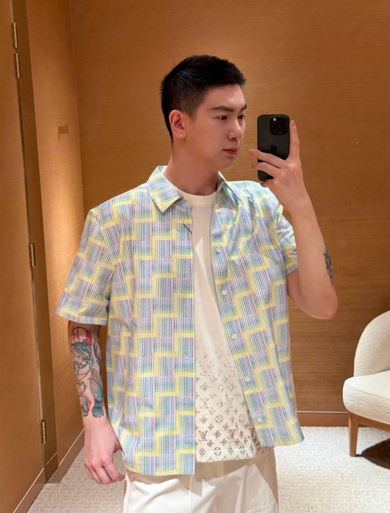 체인2호 / 루이비통 남성 반팔 셔츠