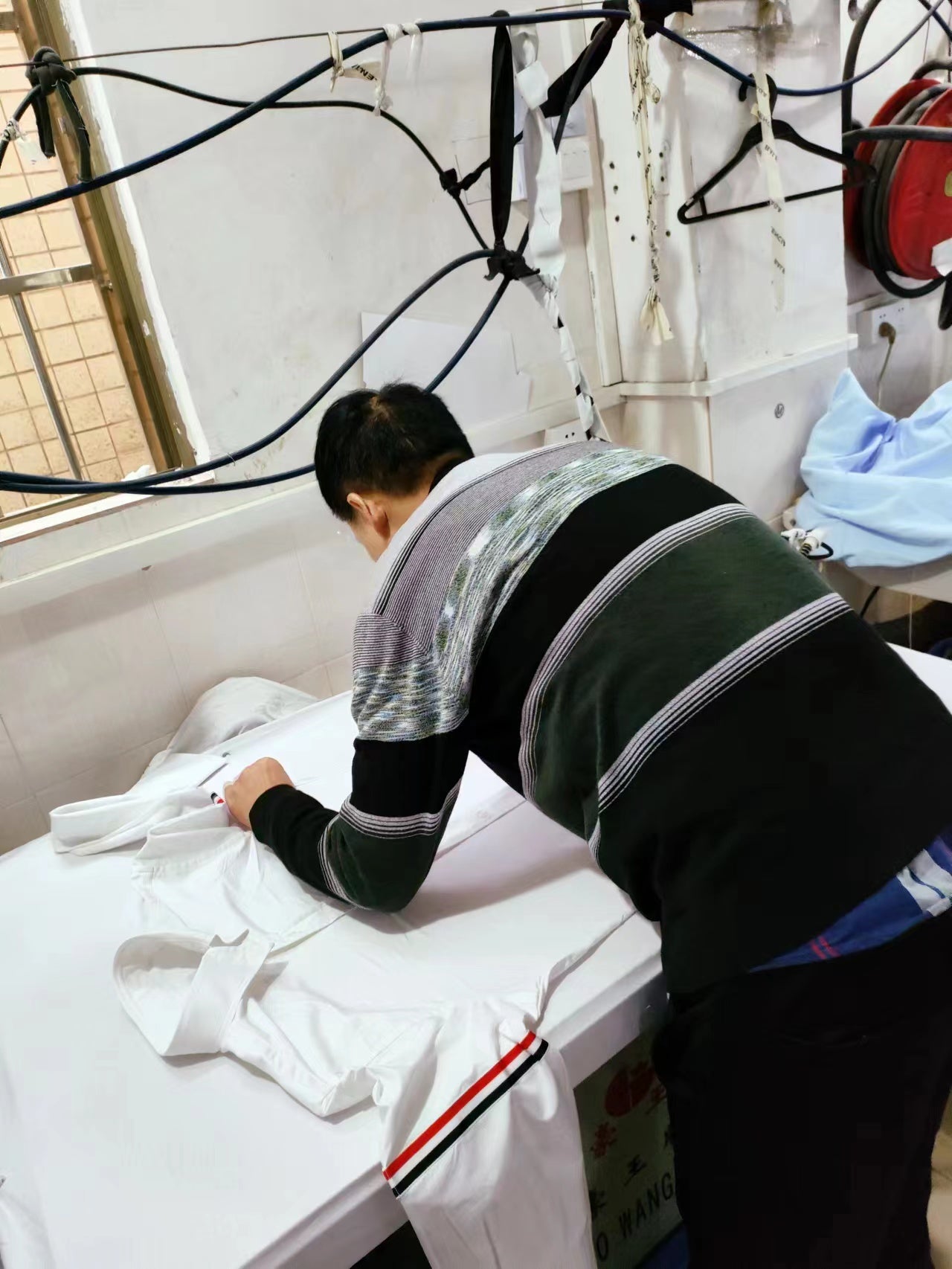 사슬 / 톰브라운 남성 셔츠