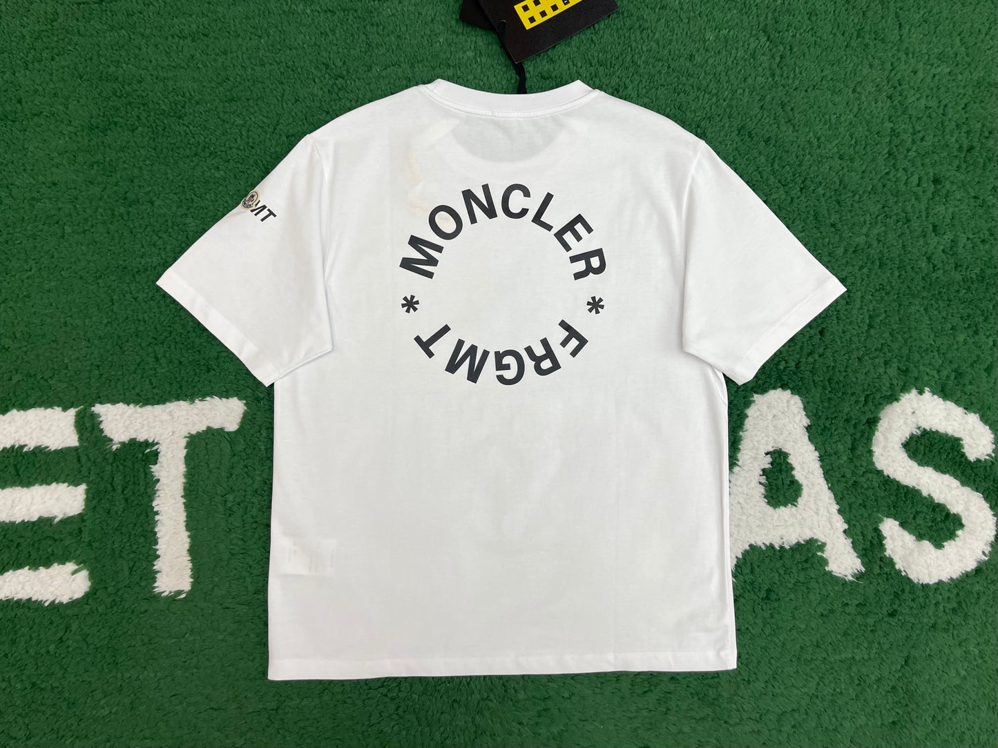 BVG / 몽클레어 남성 반팔 티셔츠