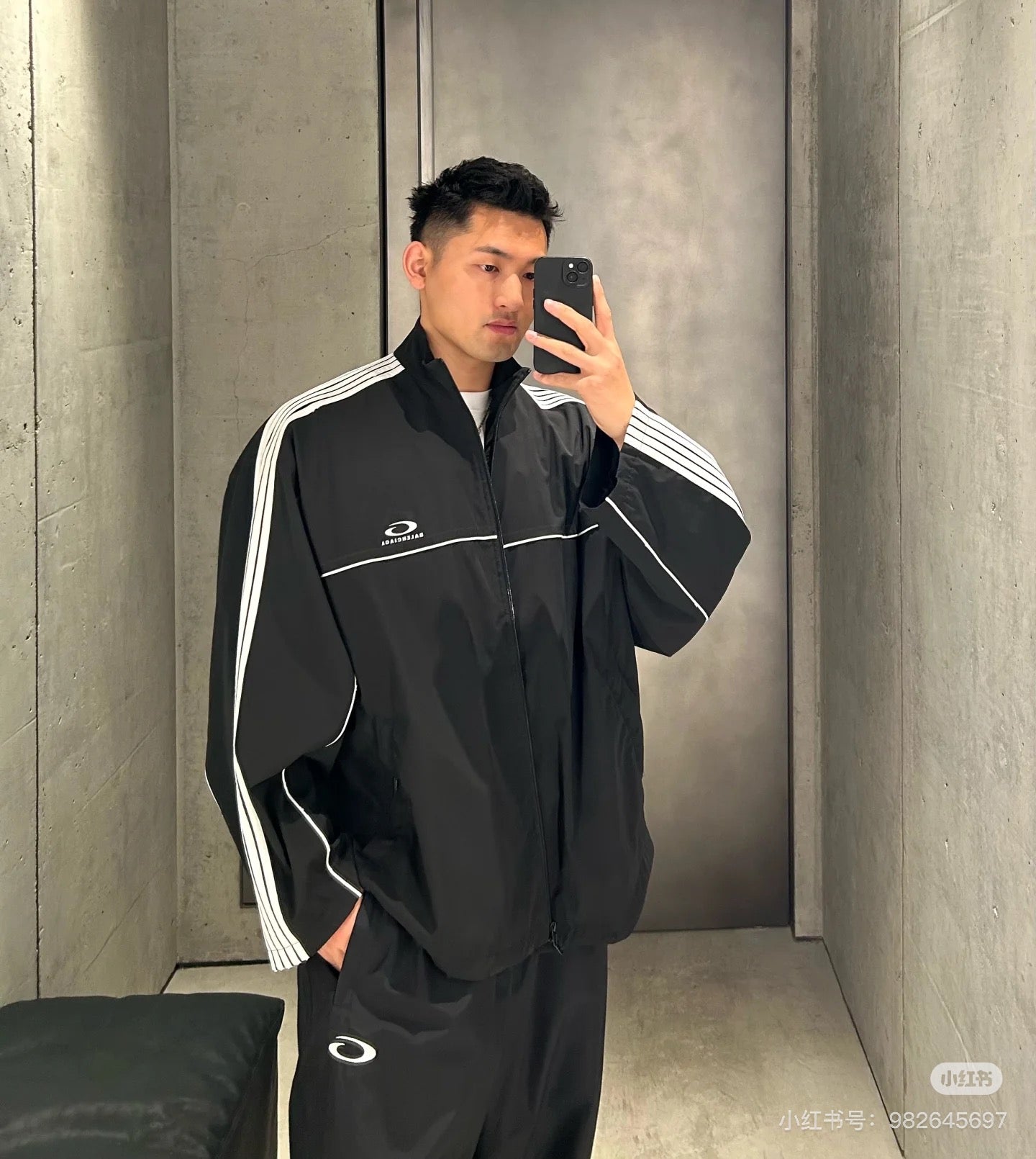 체인2호 / 발렌시아가 남성 자켓