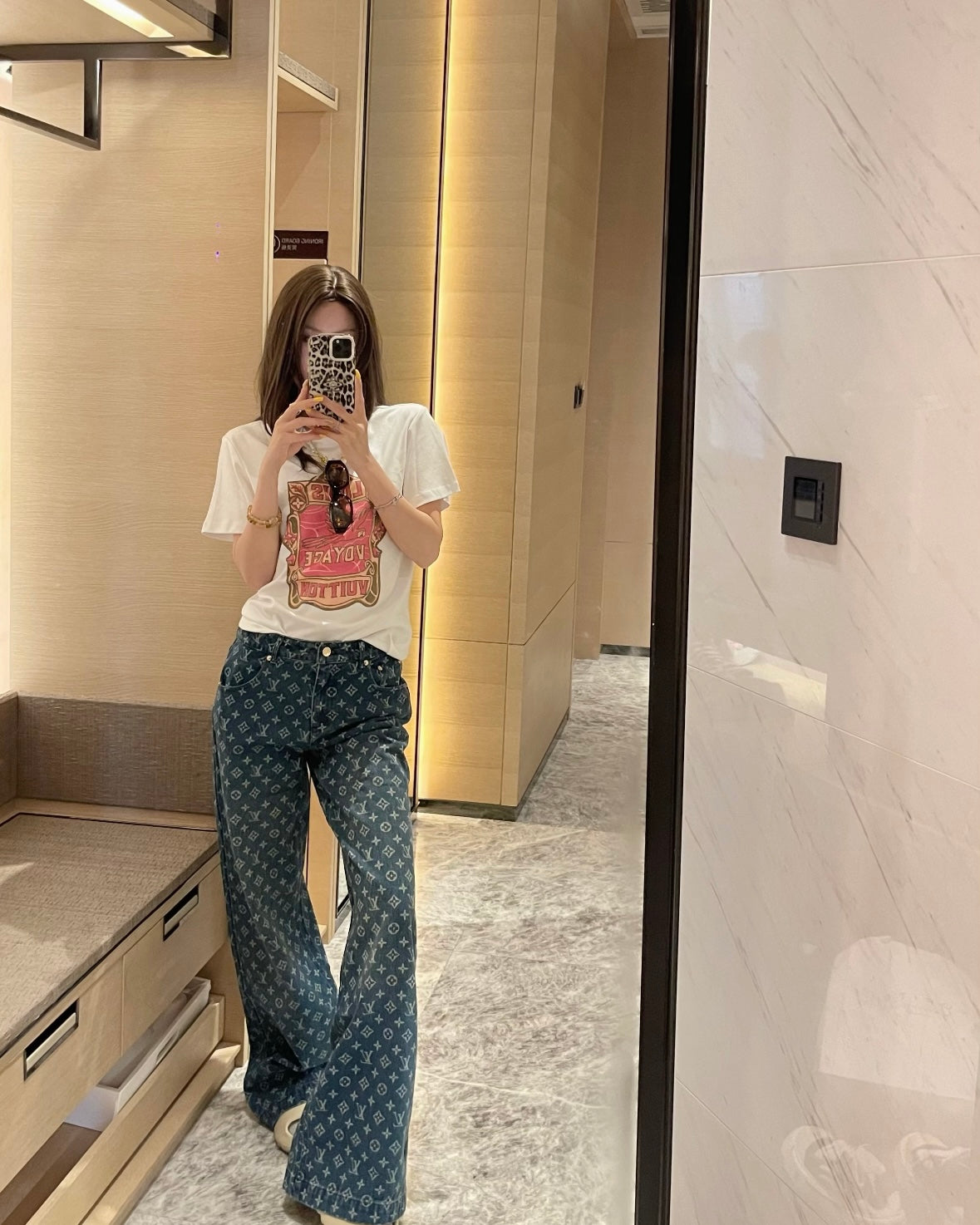 체인2호 / 루이비통 남성 프린트 반팔 티셔츠