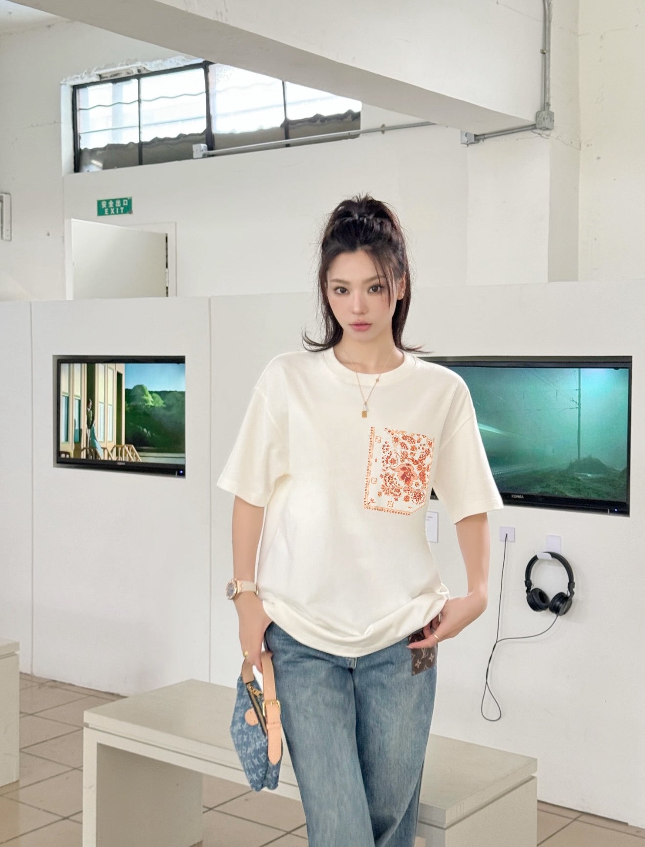 체인2호 / 펜디 남성 반팔 티셔츠