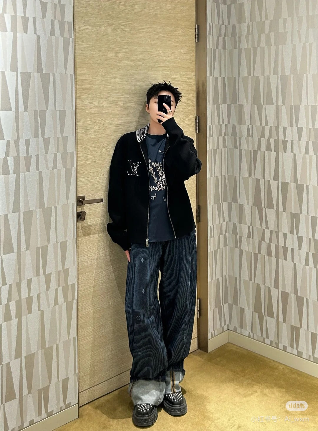 체인2호 / 루이비통 남성 니트 파일럿 자켓