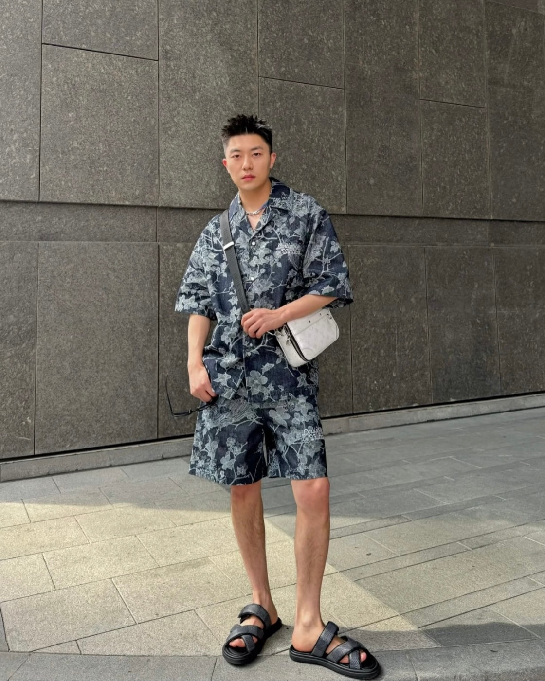 체인2호 / 루이비통 남성 데님 반바지
