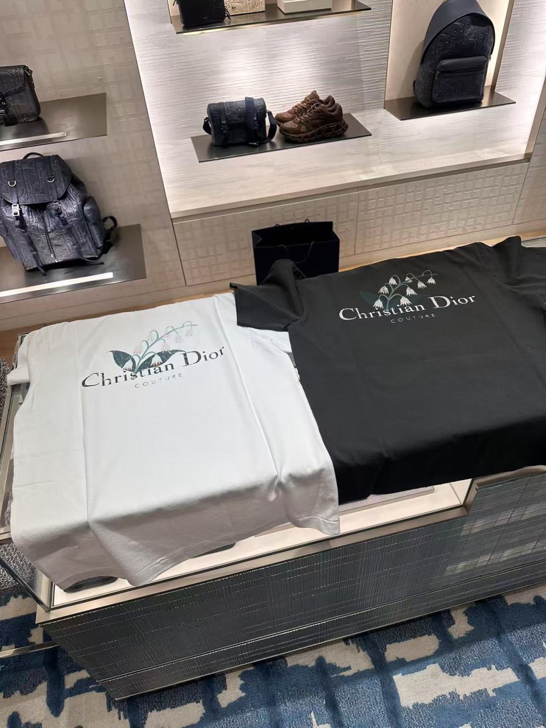 체인2호 / 디올 남성 반팔 티셔츠