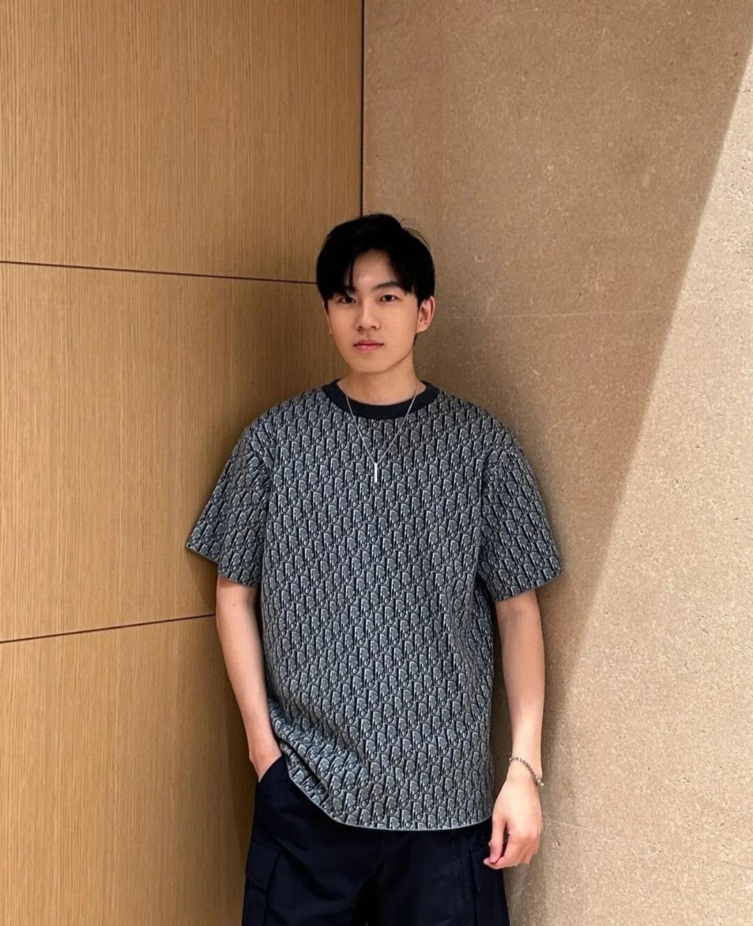 BVG / 디올 남성 루즈핏 니트 반팔티