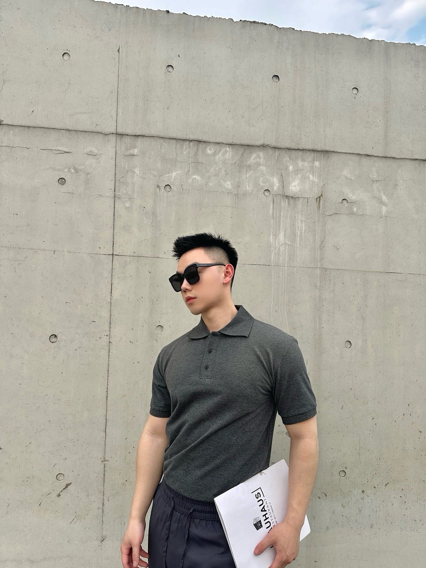 사슬 / 입생로랑 남성 자수 캐쥬얼 반팔 폴로넥 셔츠