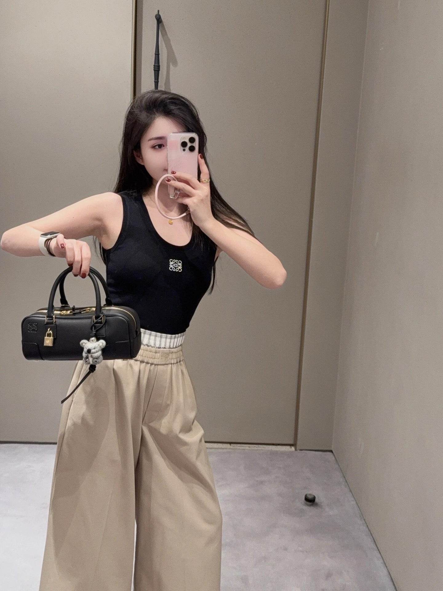 사슬 / 로에베 남성 로고 자수 라운드넥 나시