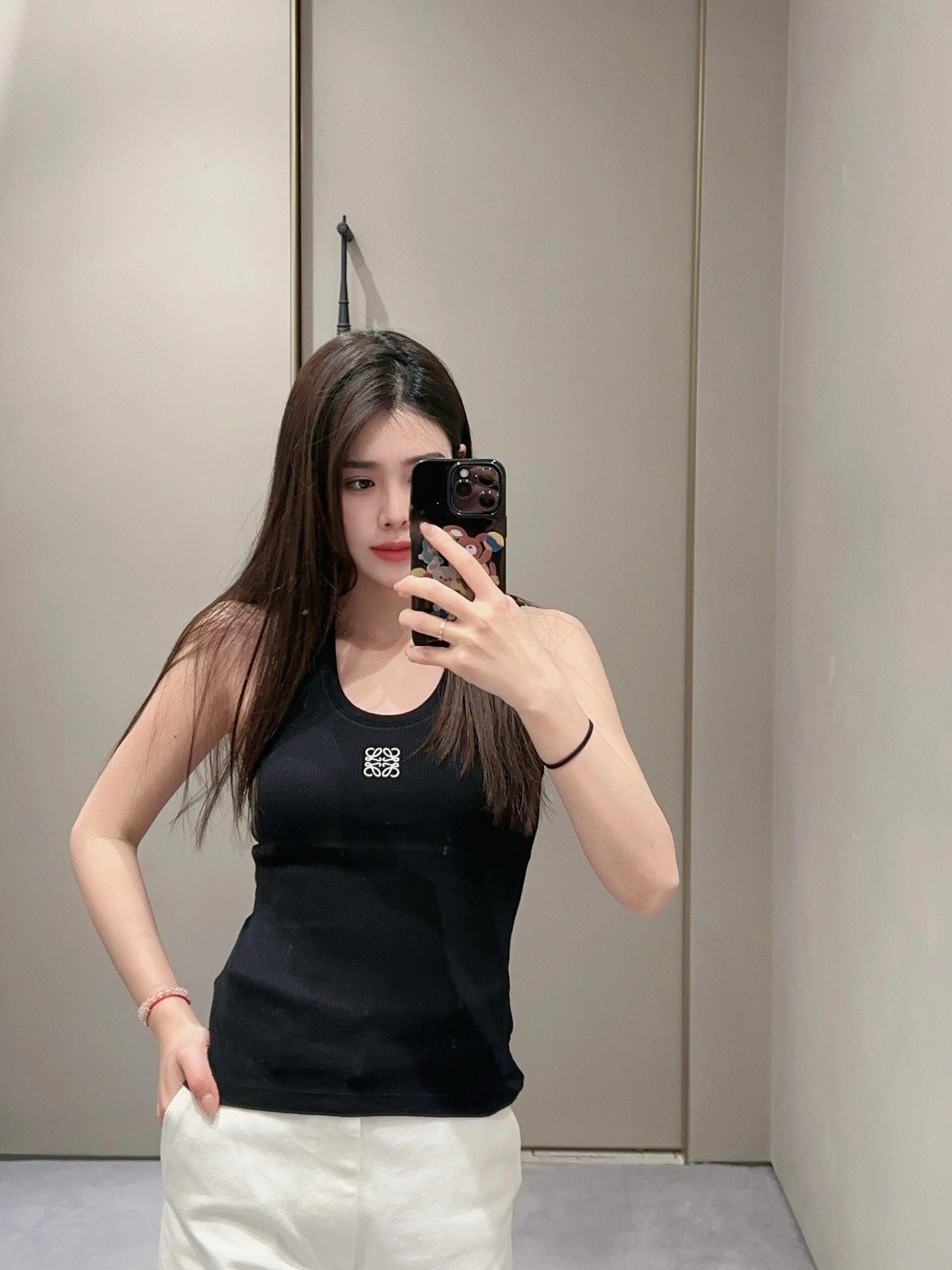 사슬 / 로에베 남성 로고 자수 라운드넥 나시