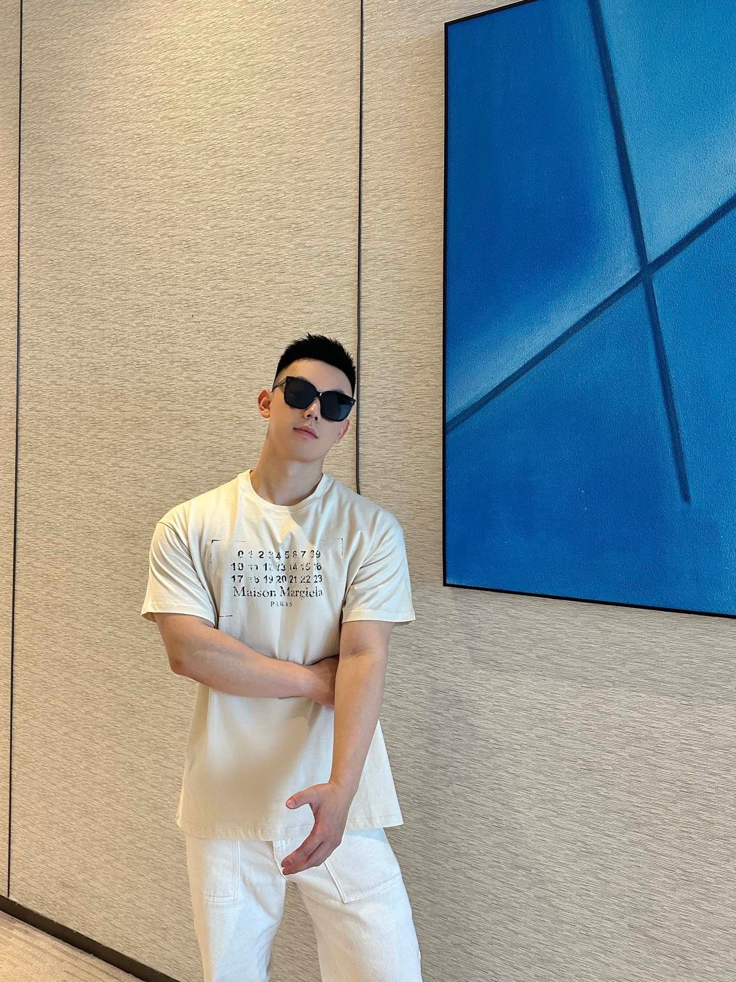 사슬 / 메종마르지엘라 남성 여성 반팔 라운드 티셔츠