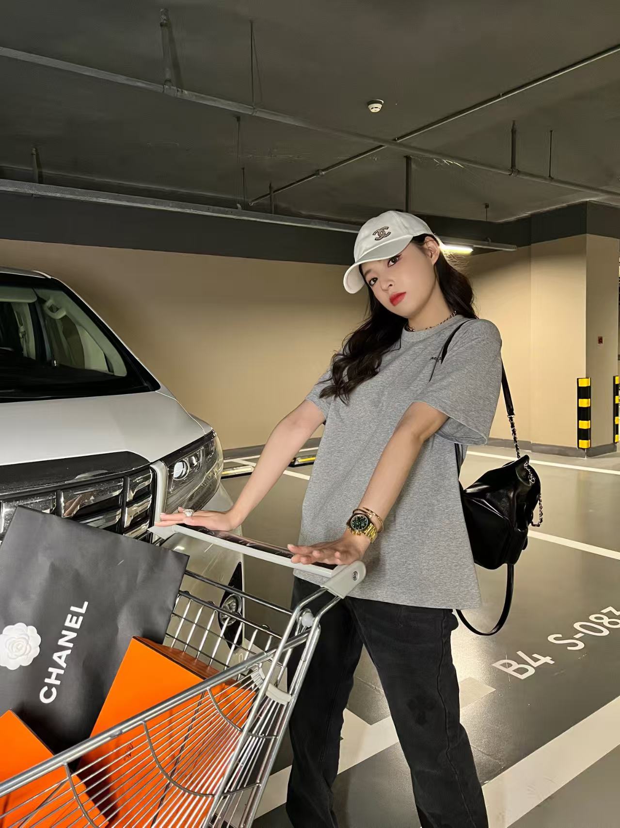GTR / 크롬하츠 남성 여성 꽃회색 보검 반팔 티셔츠