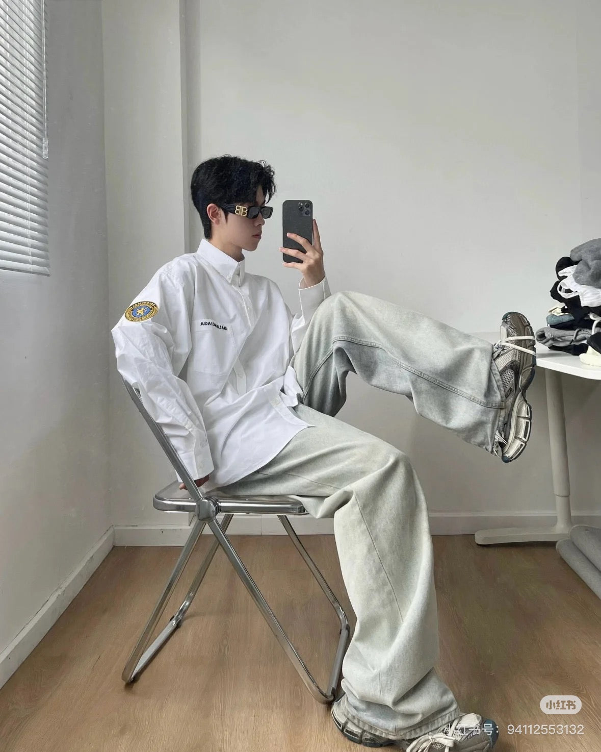 GTR / 발렌시아가 남성 로고 자수 배지 셔츠