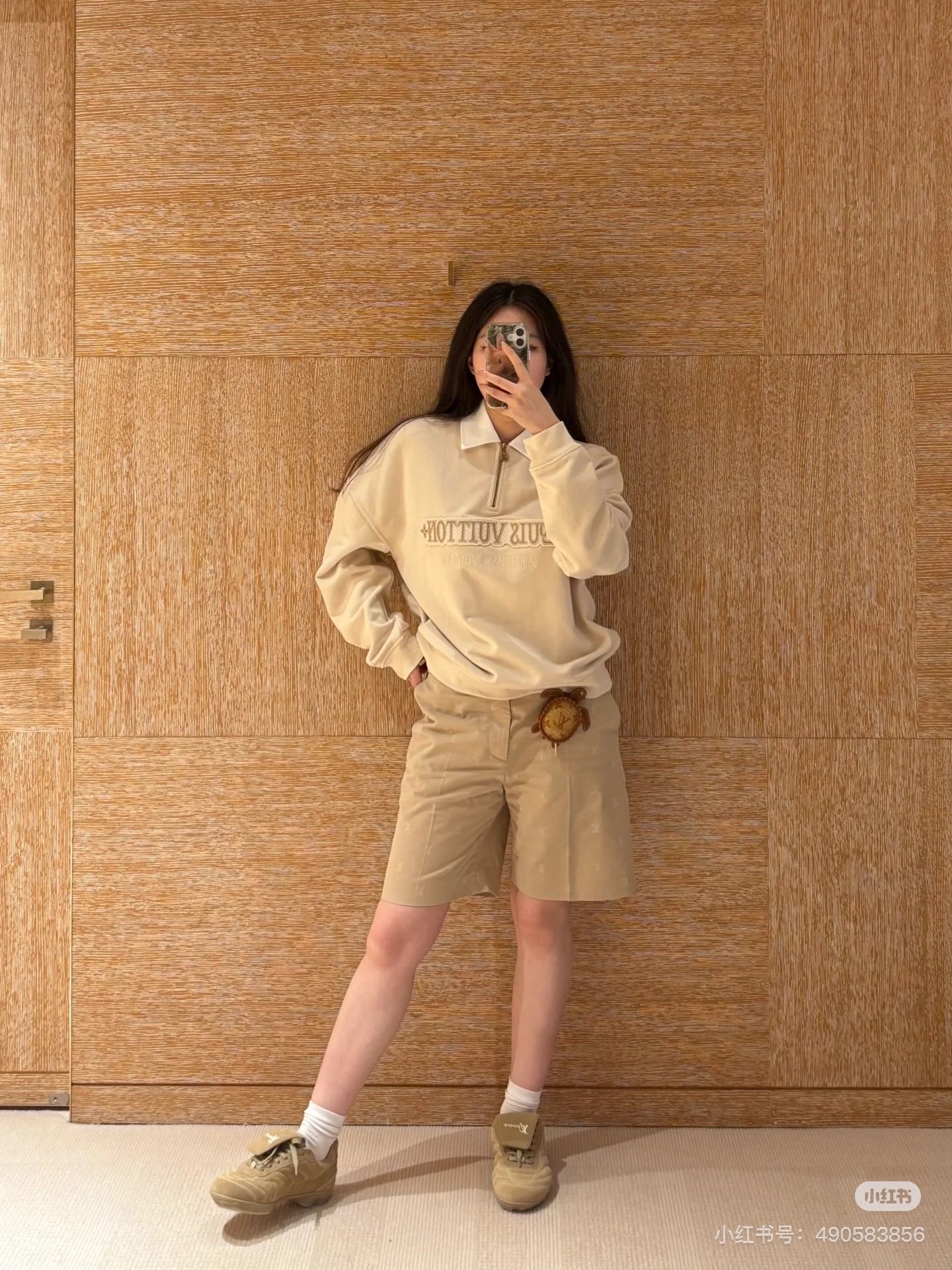 체인2호 / 루이비통 남성 반집업 라운드 맨투맨