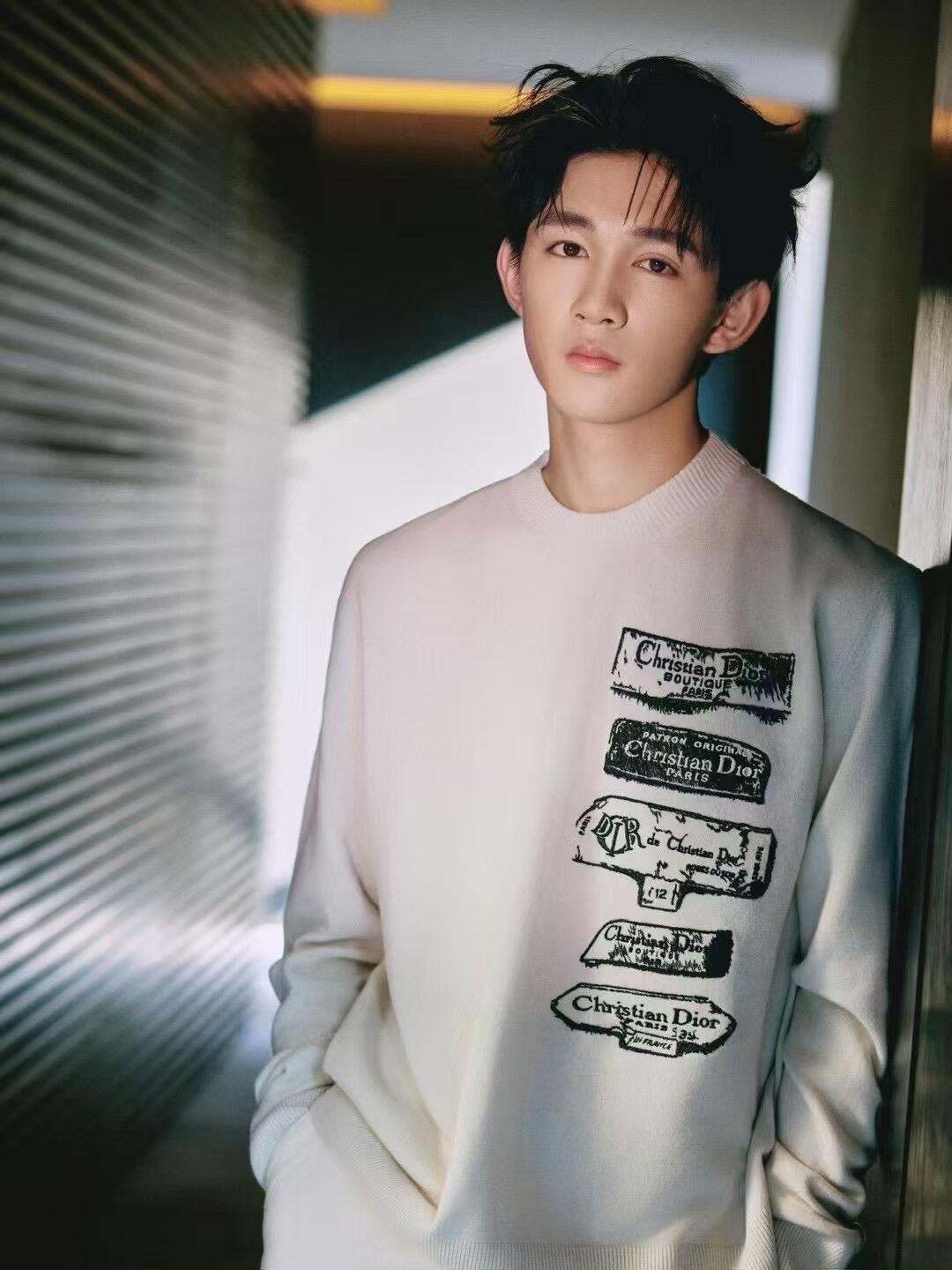 GTR / 디올 남성 여성 자수 로고 울 니트