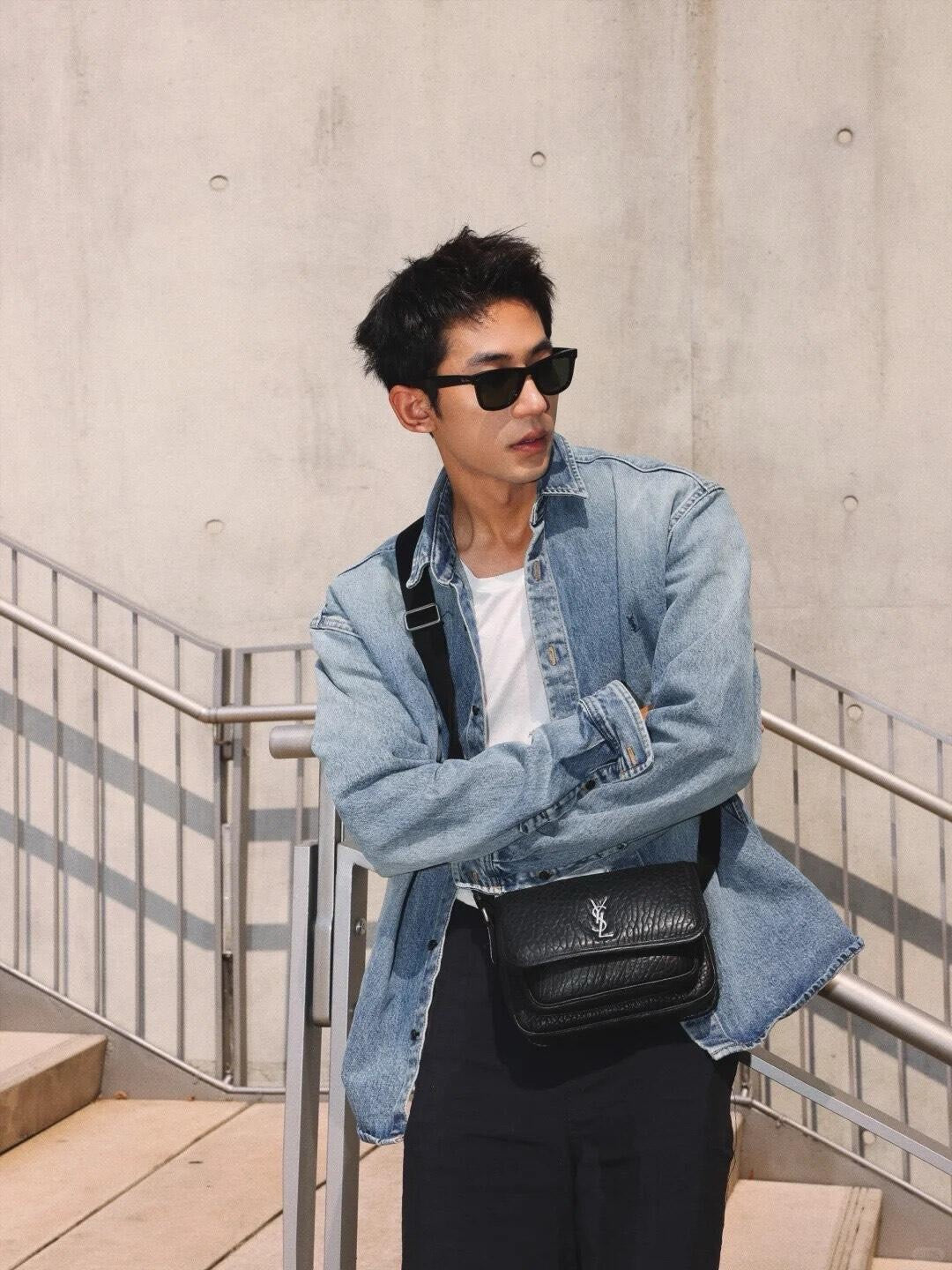 사슬 / 입생로랑 남성 여성 긴팔 데님 셔츠