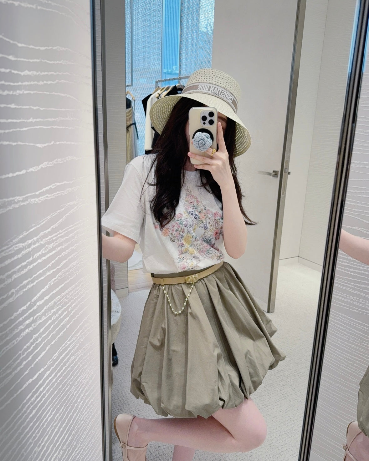 체인2호 / 디올 여성 별 플라워 프린트 반팔 티셔츠
