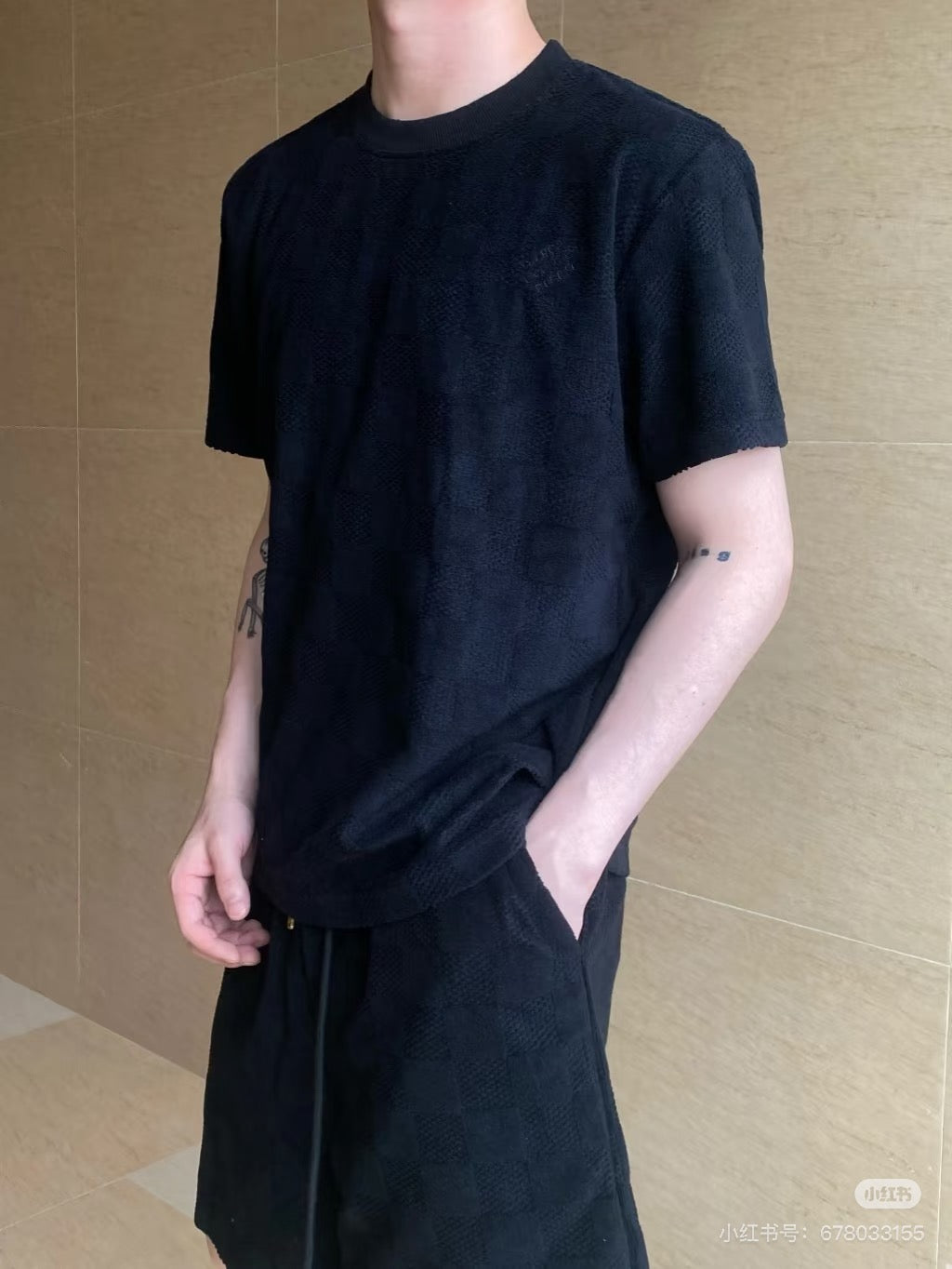 체인2호 / 루이비통 남성 여성 체크 라운드 반팔 티셔츠