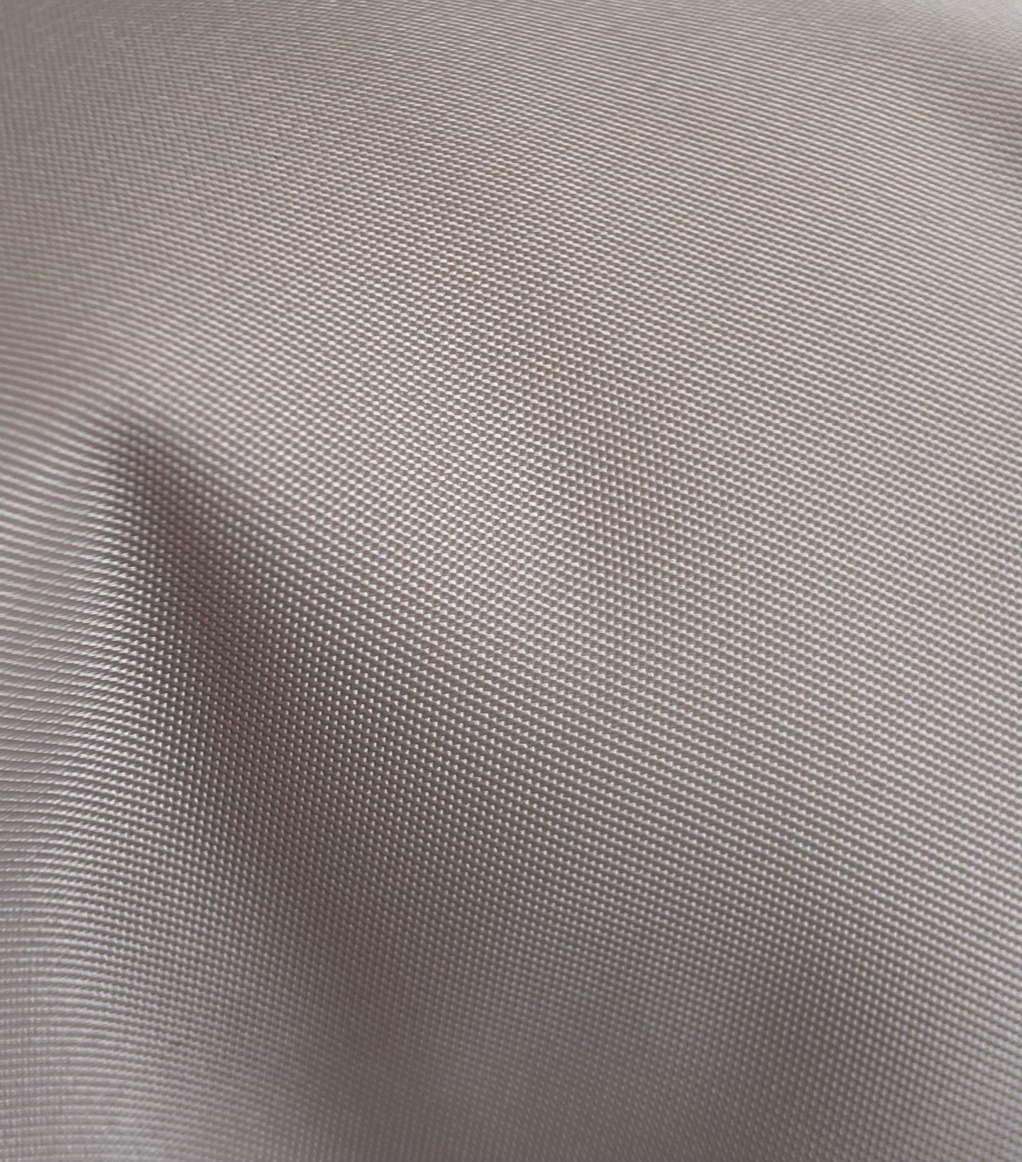 양 공장 / 프라다 쇼퍼 백