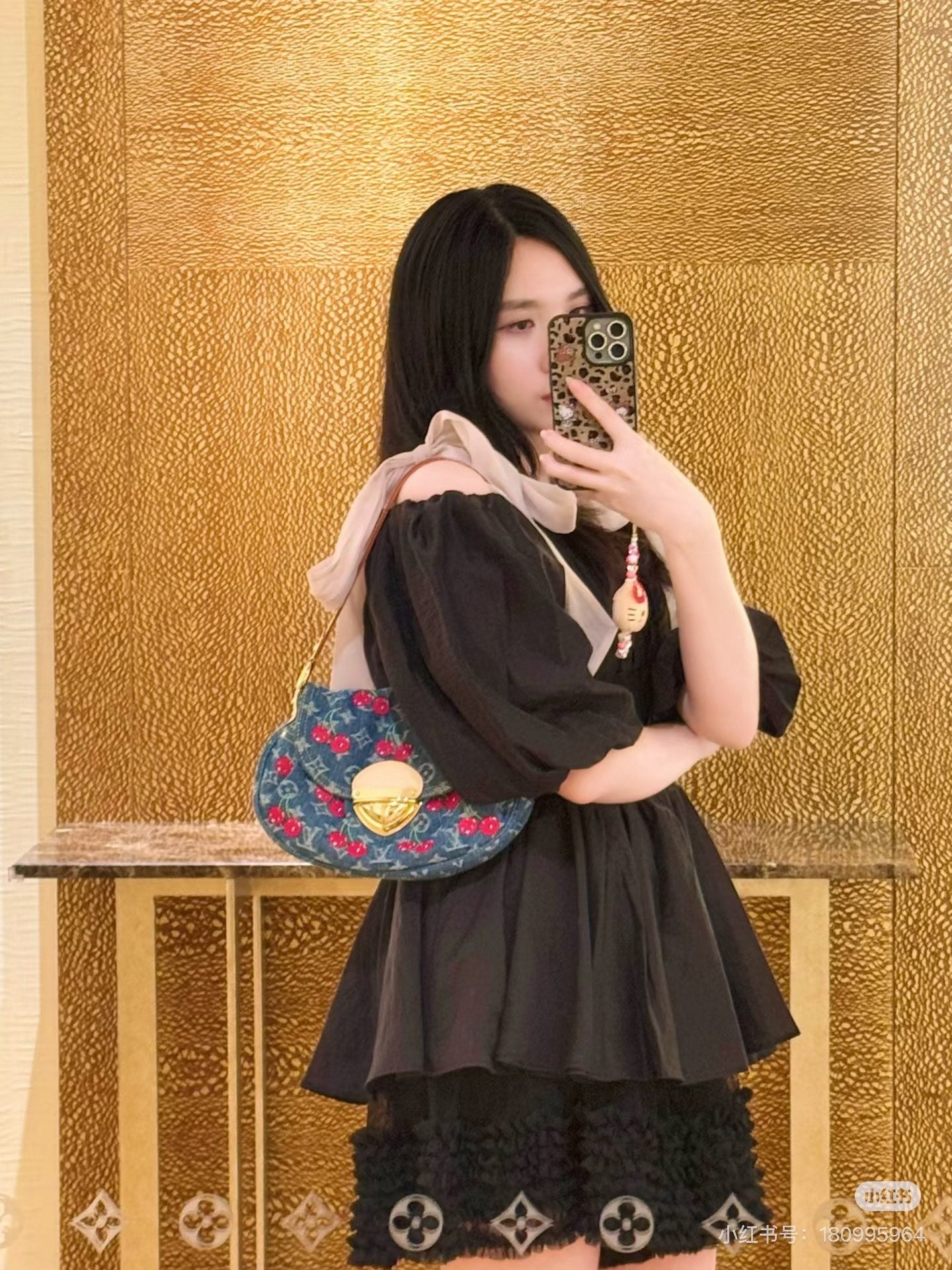 양 공장 / 루이비통 원보 겨드랑이 가방