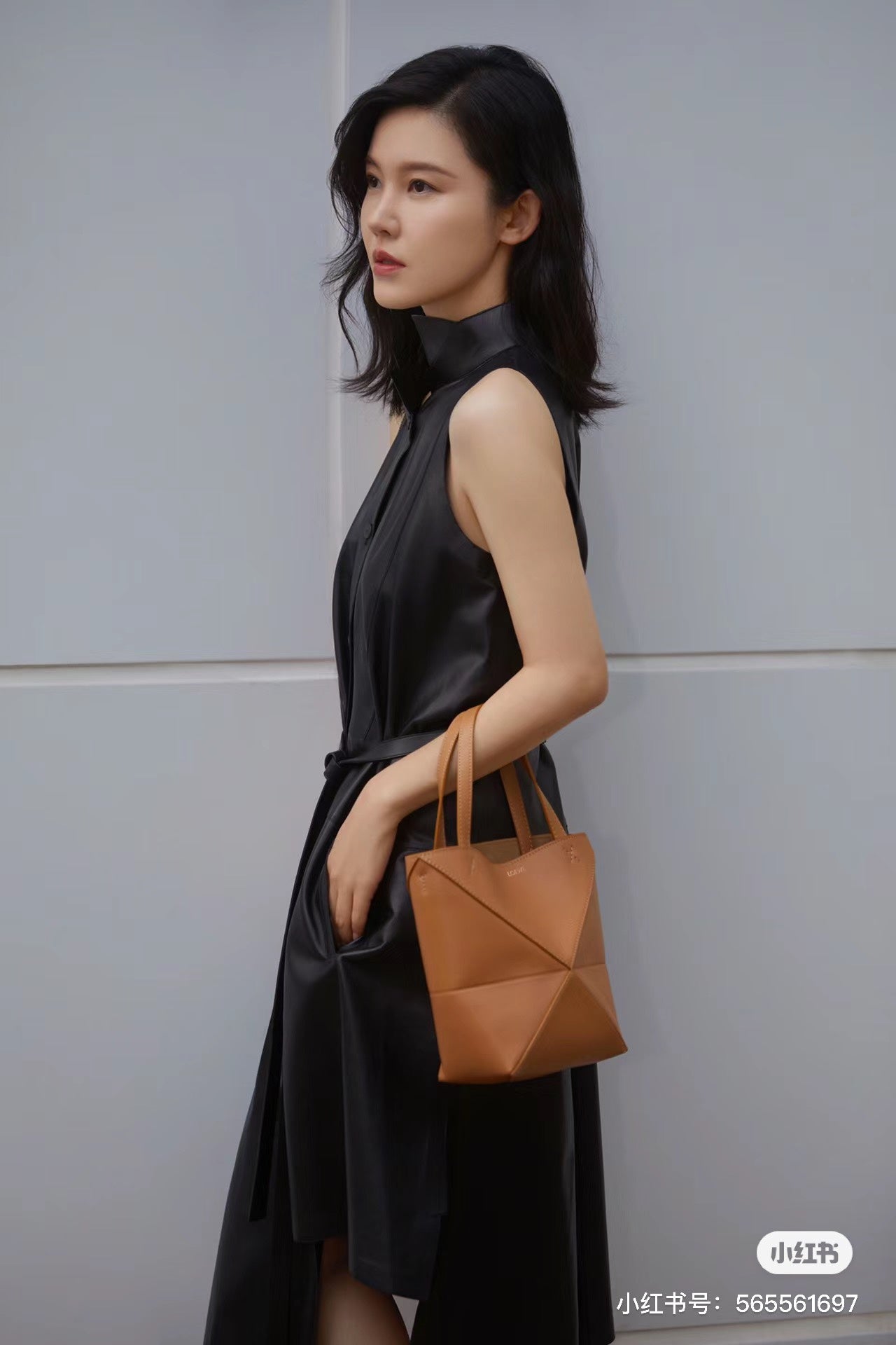 양 공장 / 로에베 기하학 가방
