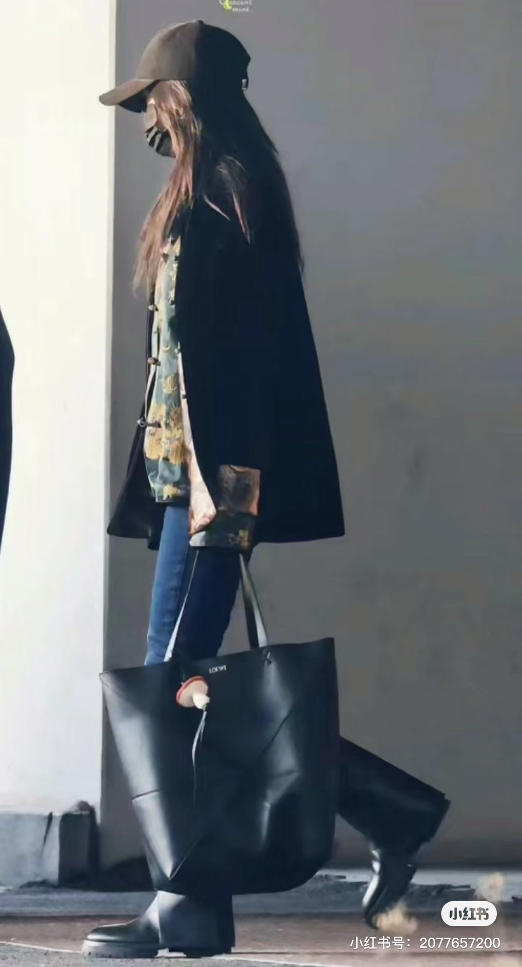 양 공장 / 로에베 기하학 가방