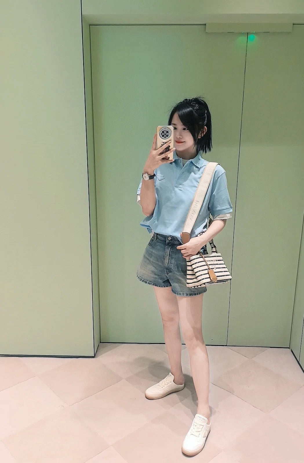 티모 공장 / 프라다 여성 폴로넥 반팔 셔츠