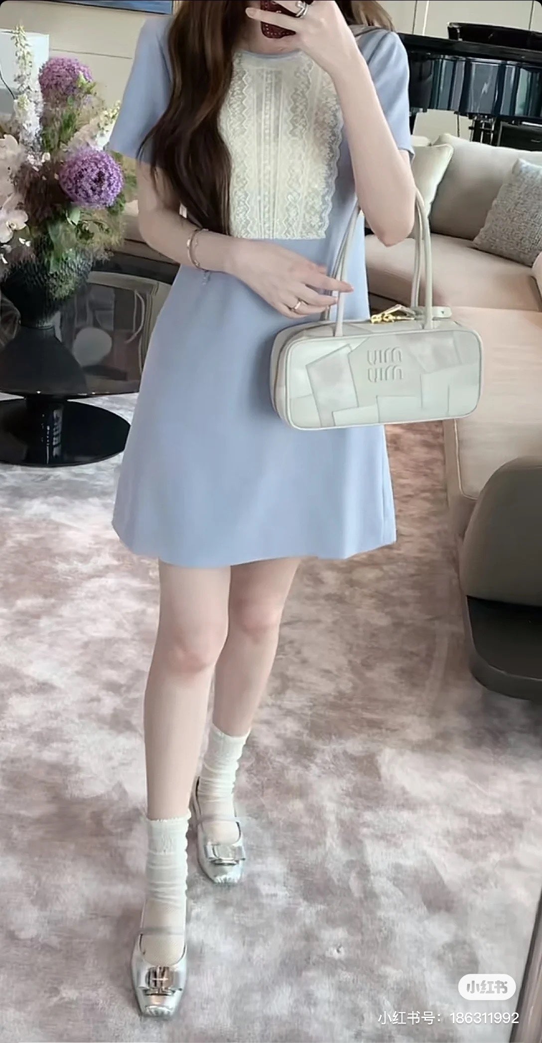 양 공장 / 미우미우 패치 볼링백