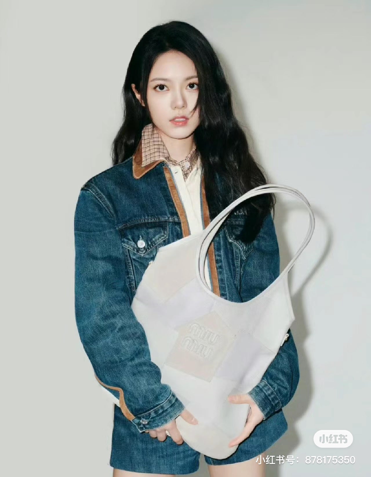 양 공장 / 미우미우 패치 쇼퍼백