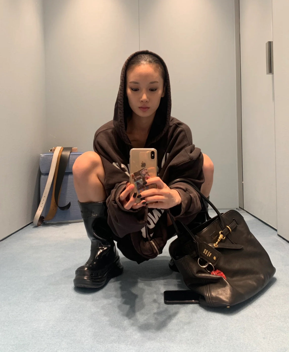 양 공장 / 미우미우 토드 백