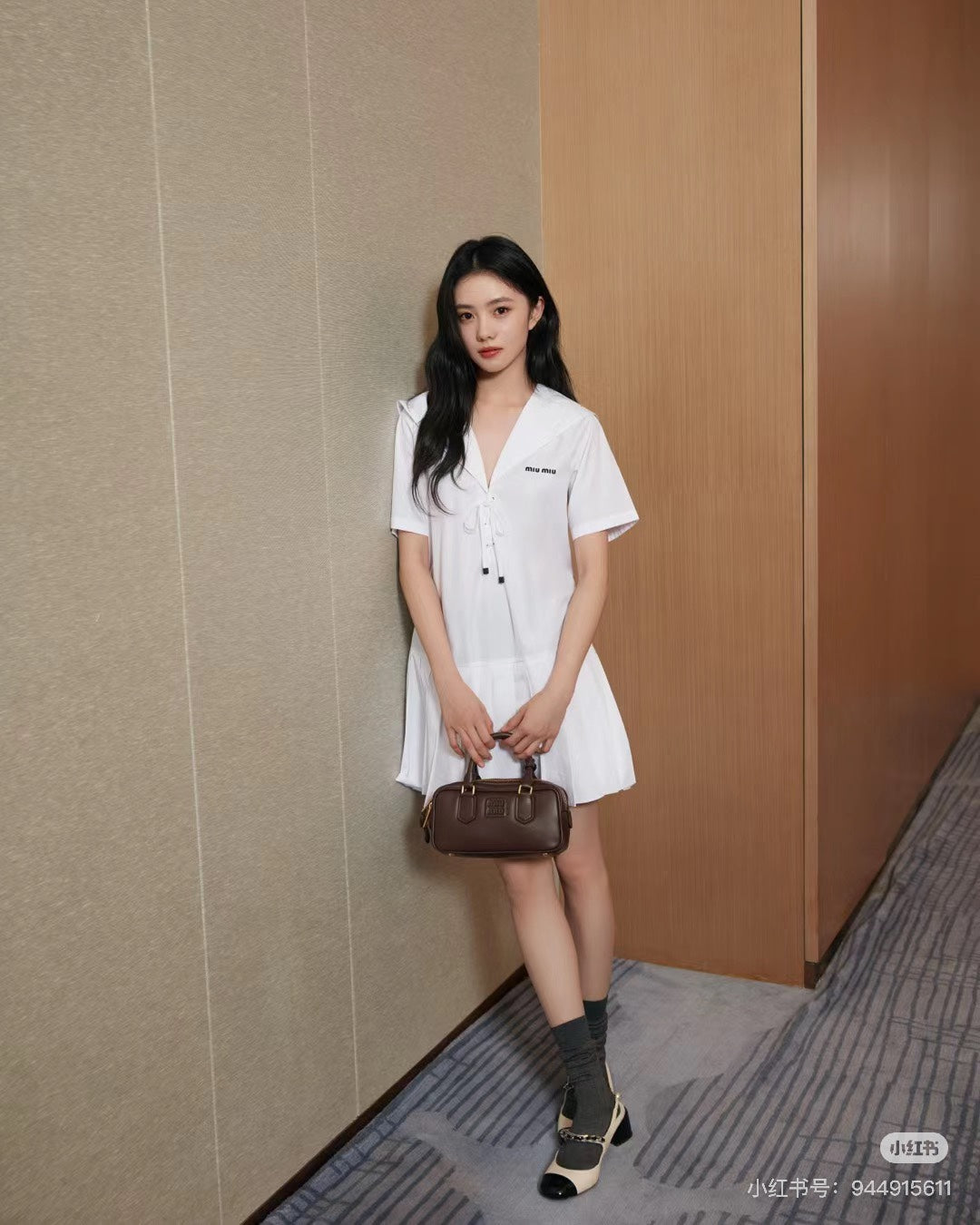 양 공장 / 미우미우 볼링백