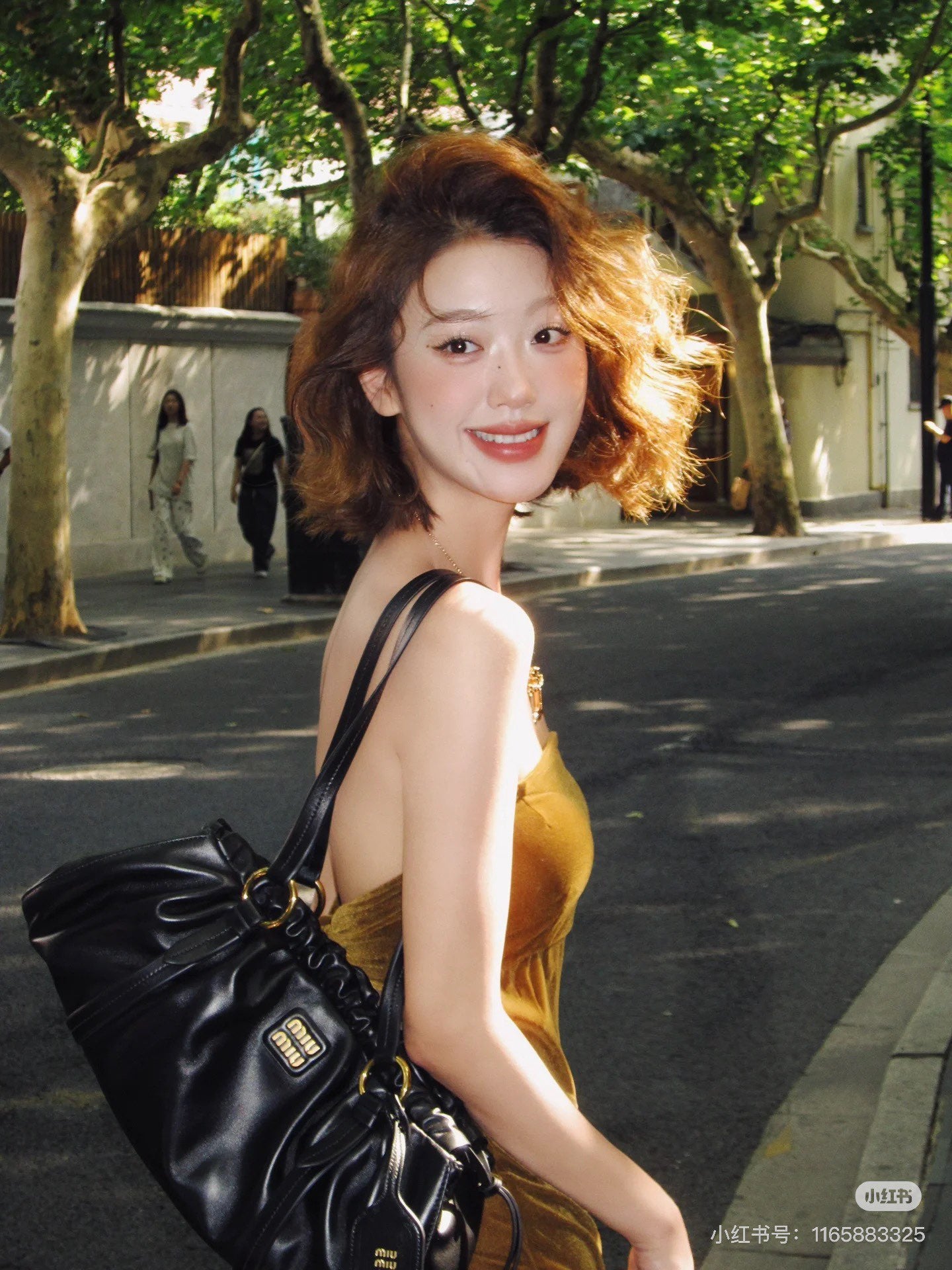 양 공장 / 미우미우 물만두 가방