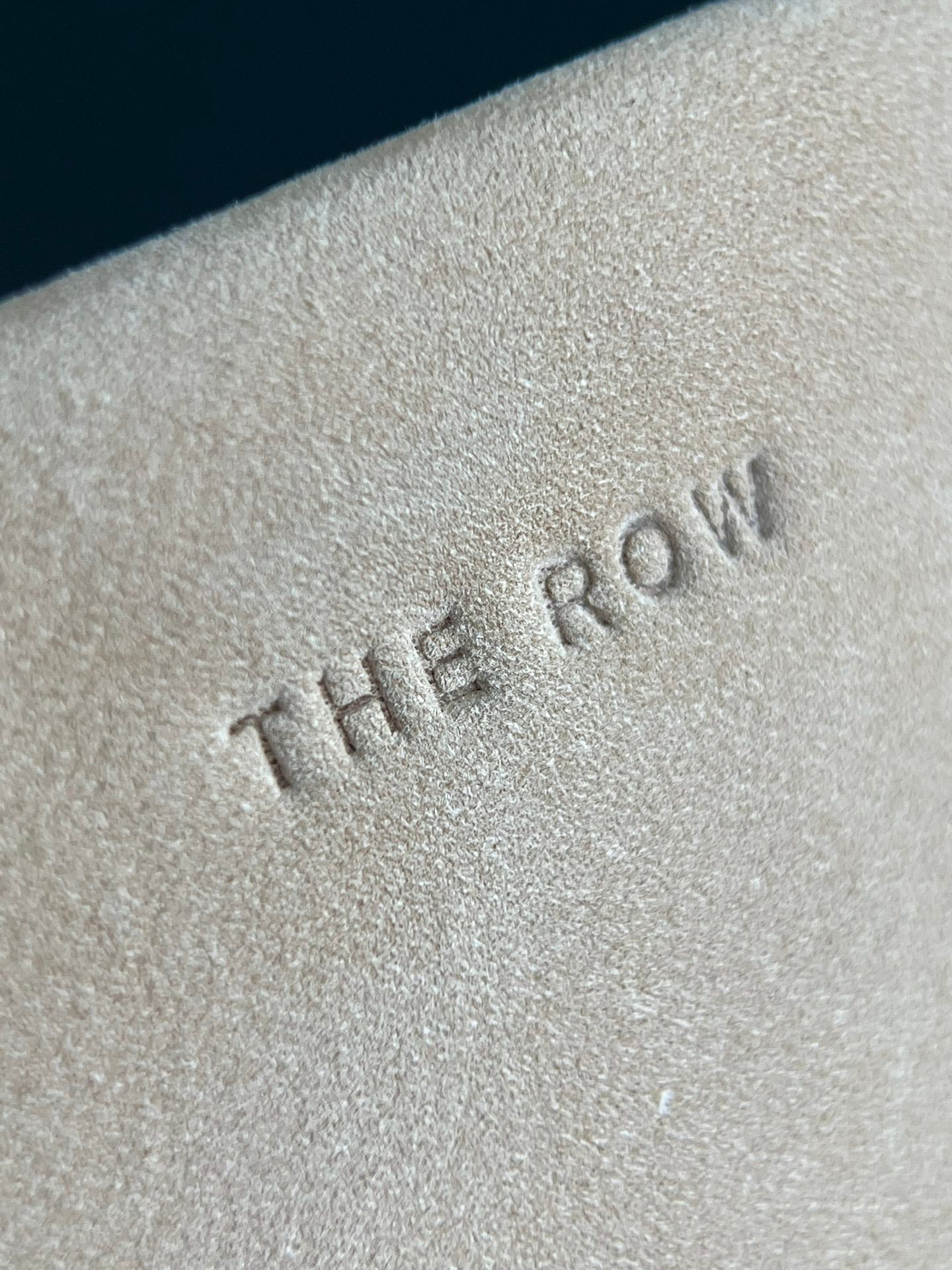 양 공장 / The Row 버킷백