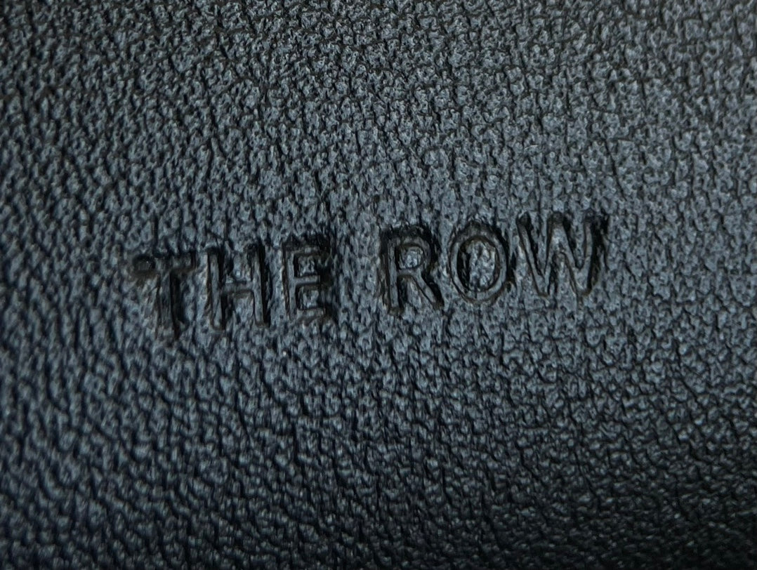 양 공장 / The Row 조개모양가방