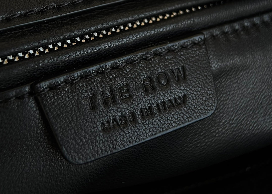 양 공장 / The Row 볼링백