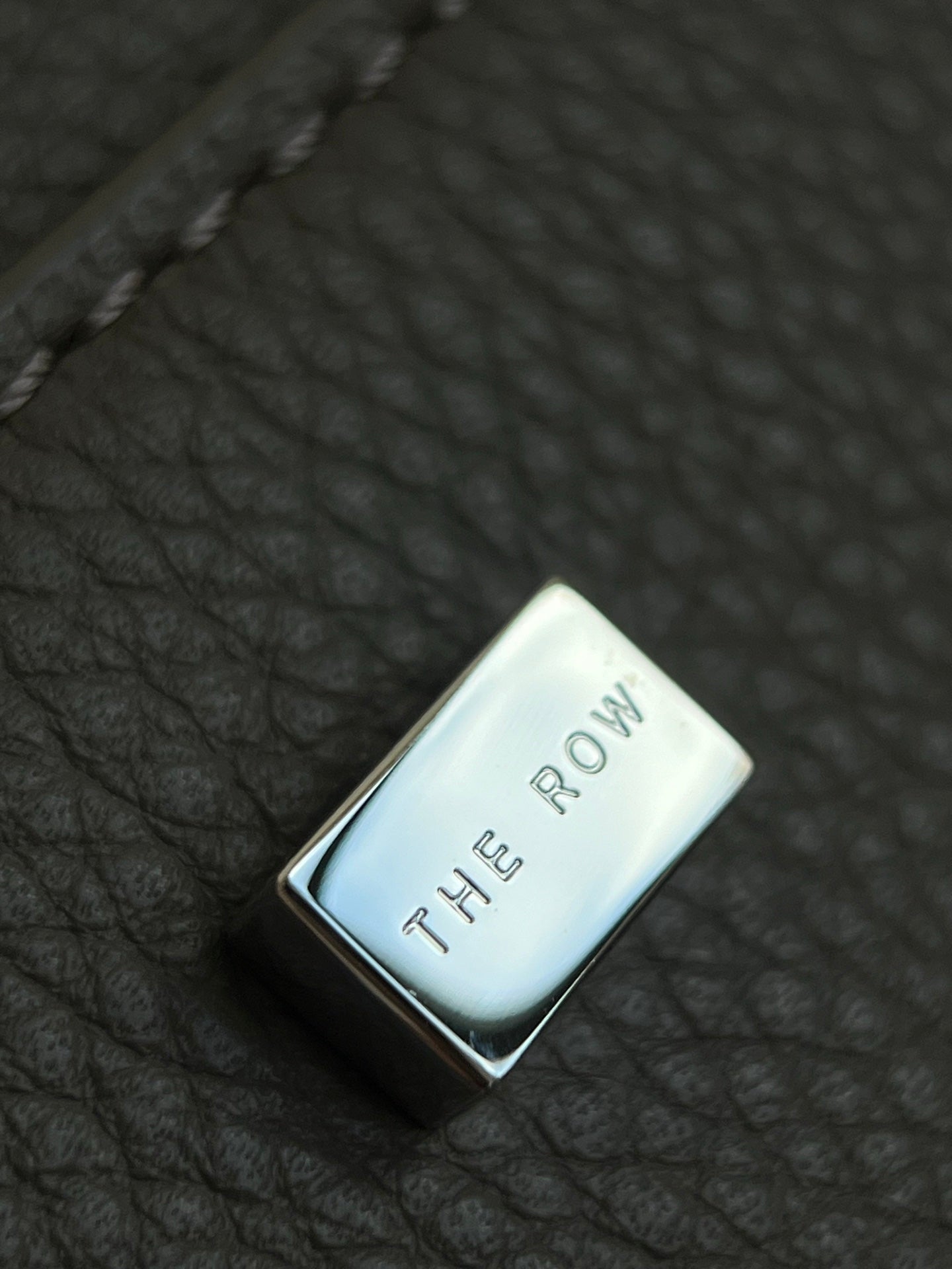 양 공장 / The Row 핸드백