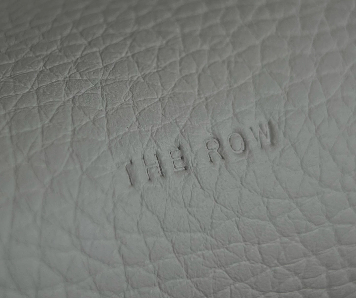 양 공장 / The Row 조개모양가방