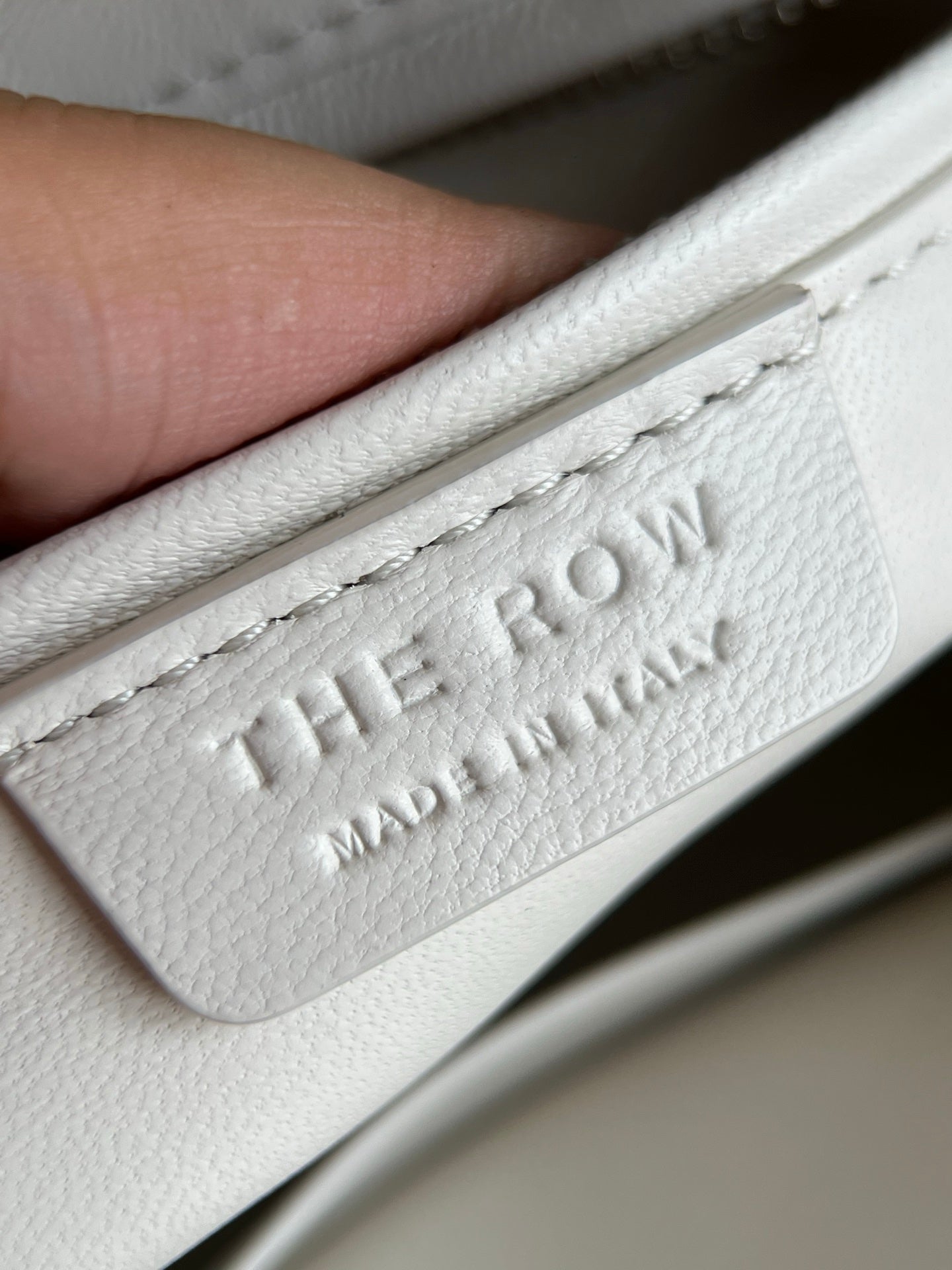 양 공장 / The Row 조개모양가방
