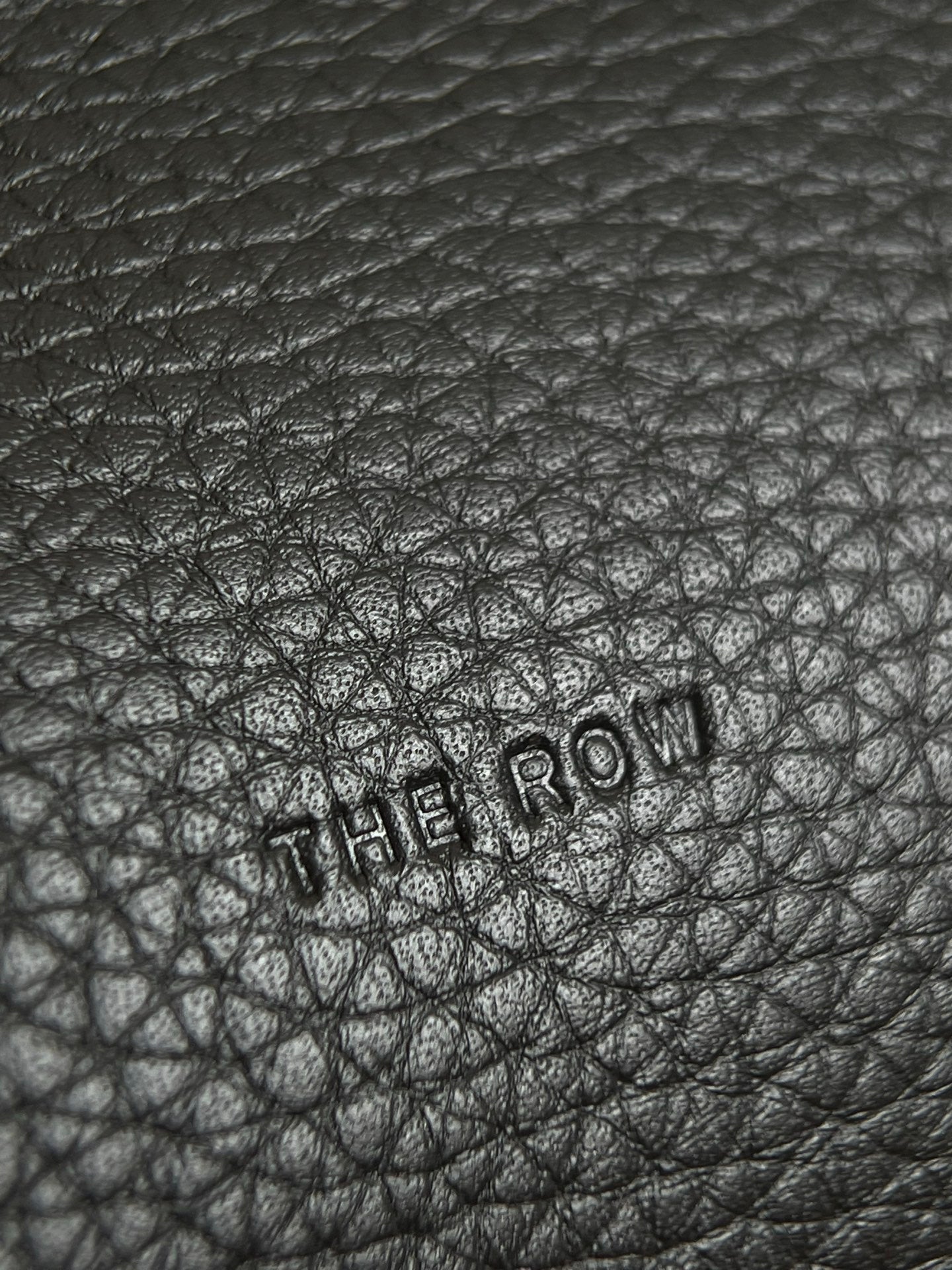 양 공장 / The Row 조개모양가방