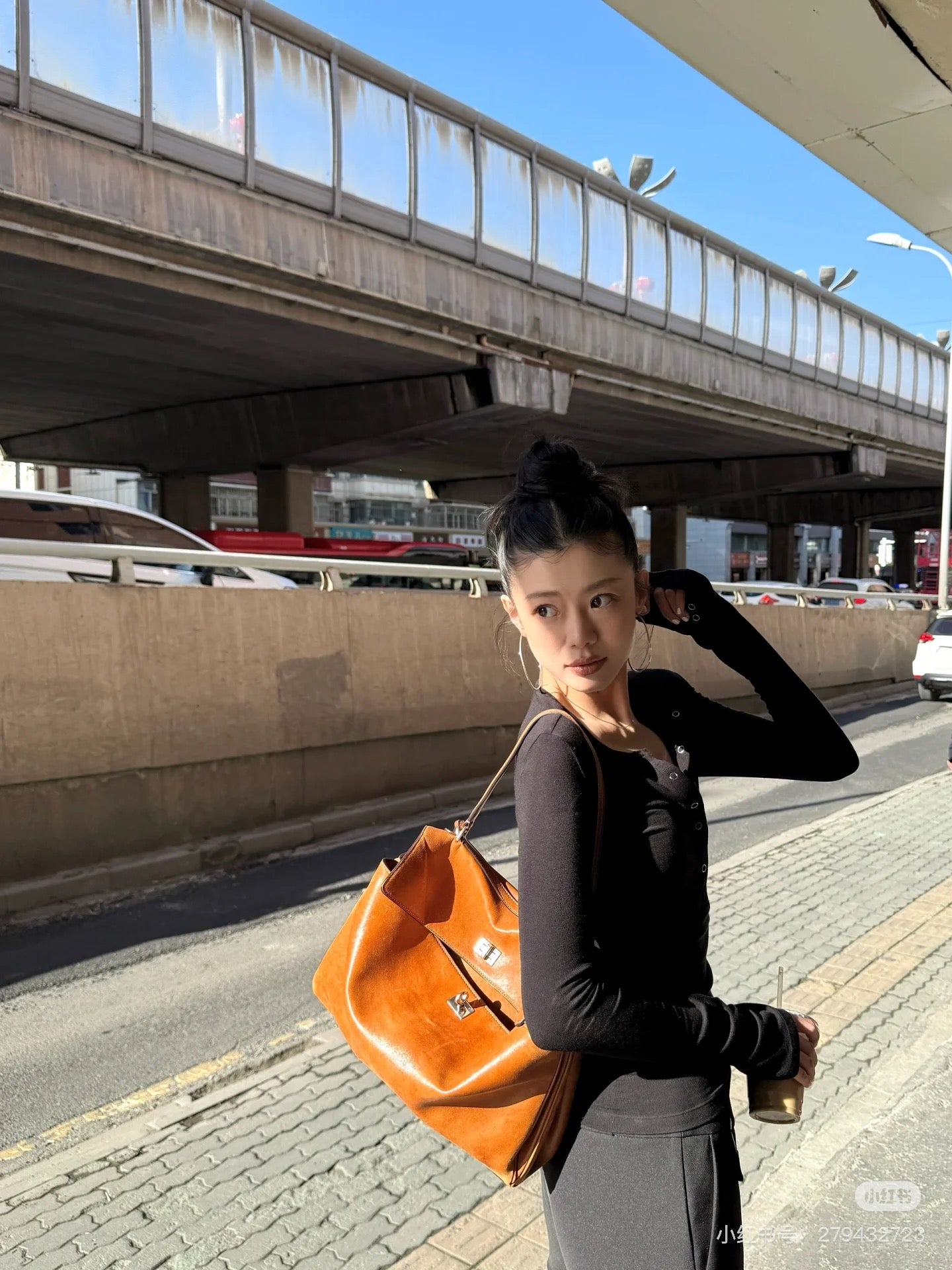양 공장 / 발렌시아가 핸드백