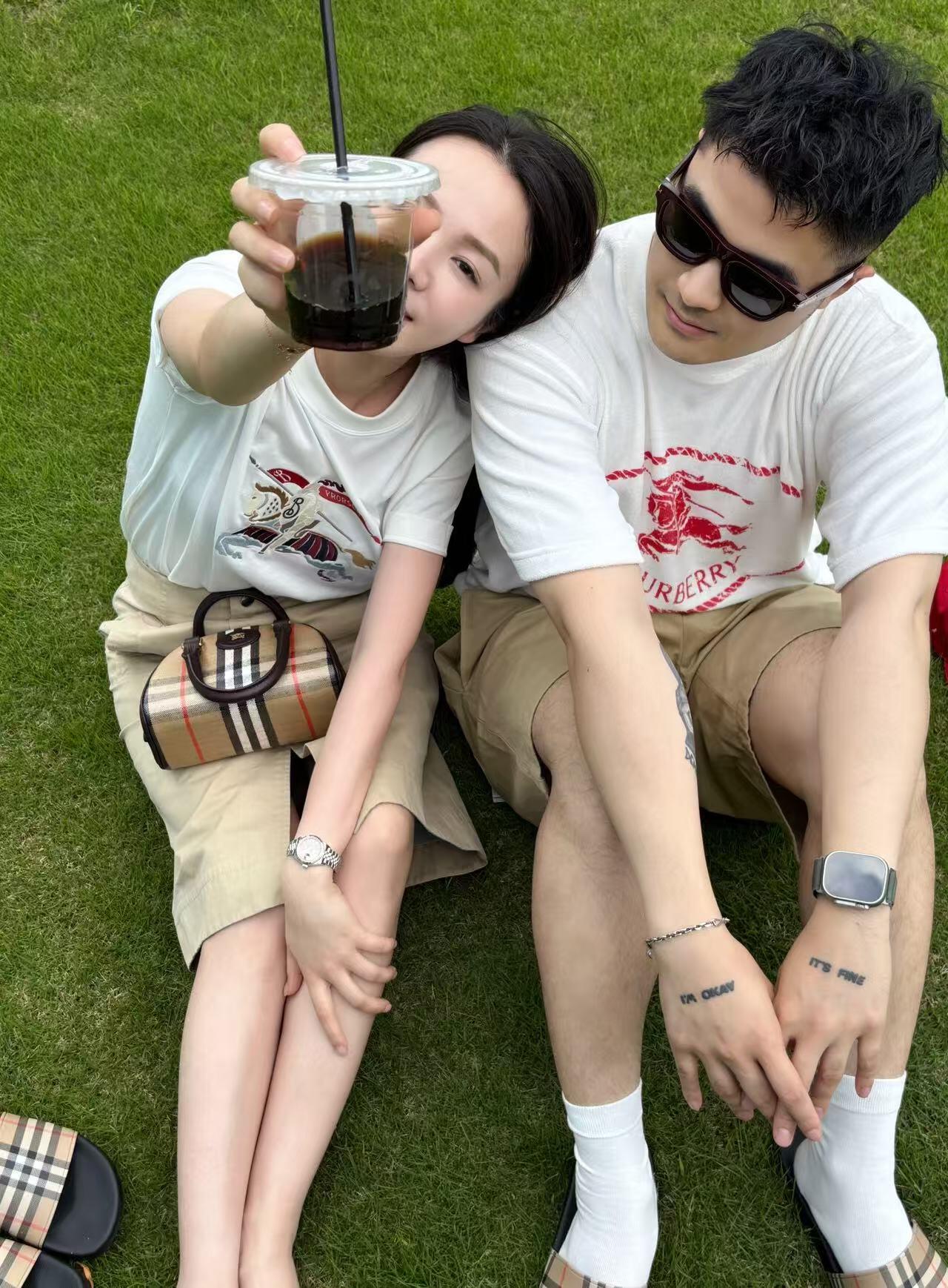R공장 / 버버리 남성 여성 면 반팔