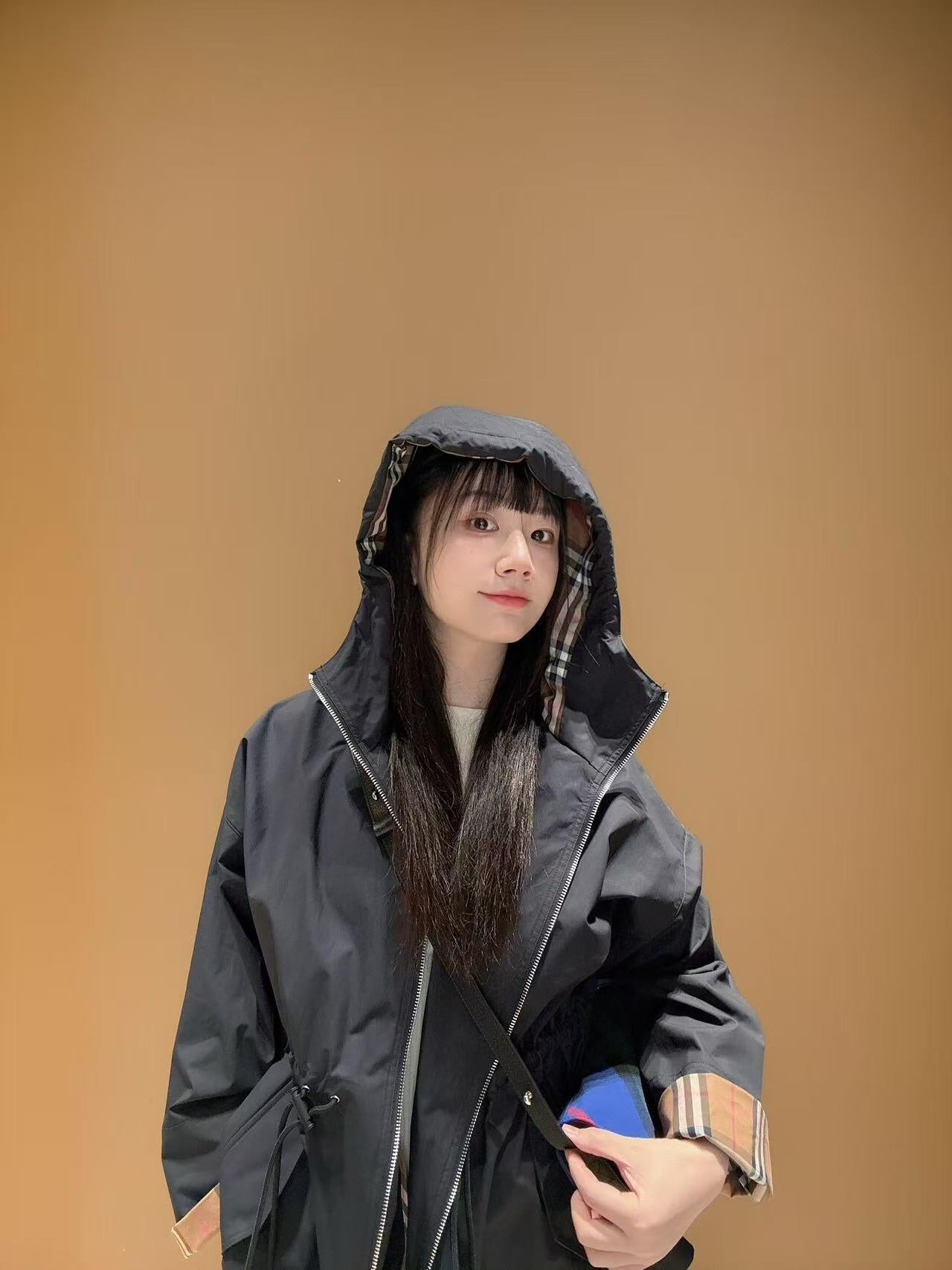 R공장 / 버버리 여성 후드 점퍼