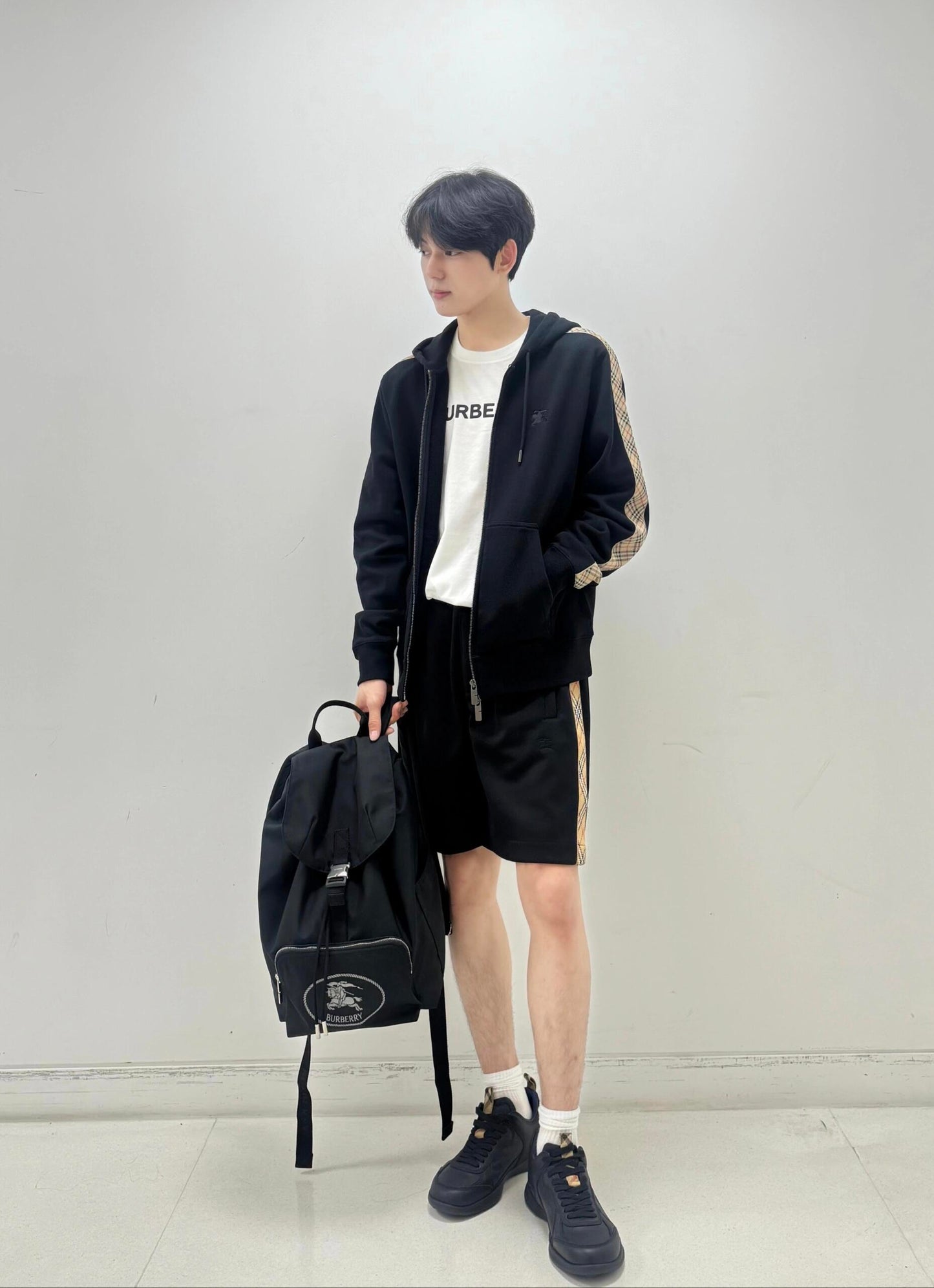 R공장 / 버버리 남성 체크 재킷