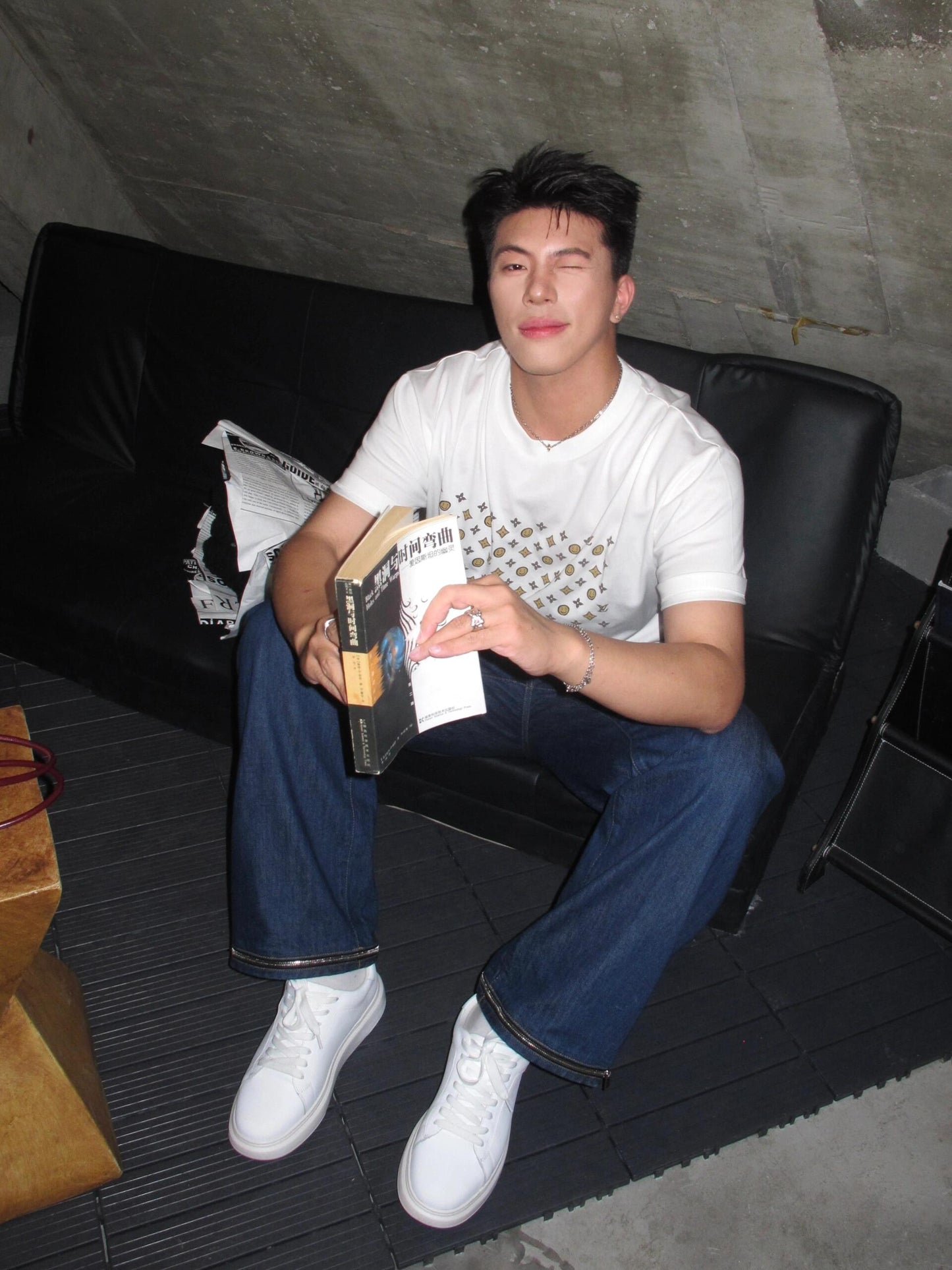 R공장 / 루이비통 남성 여성 프린팅 반팔