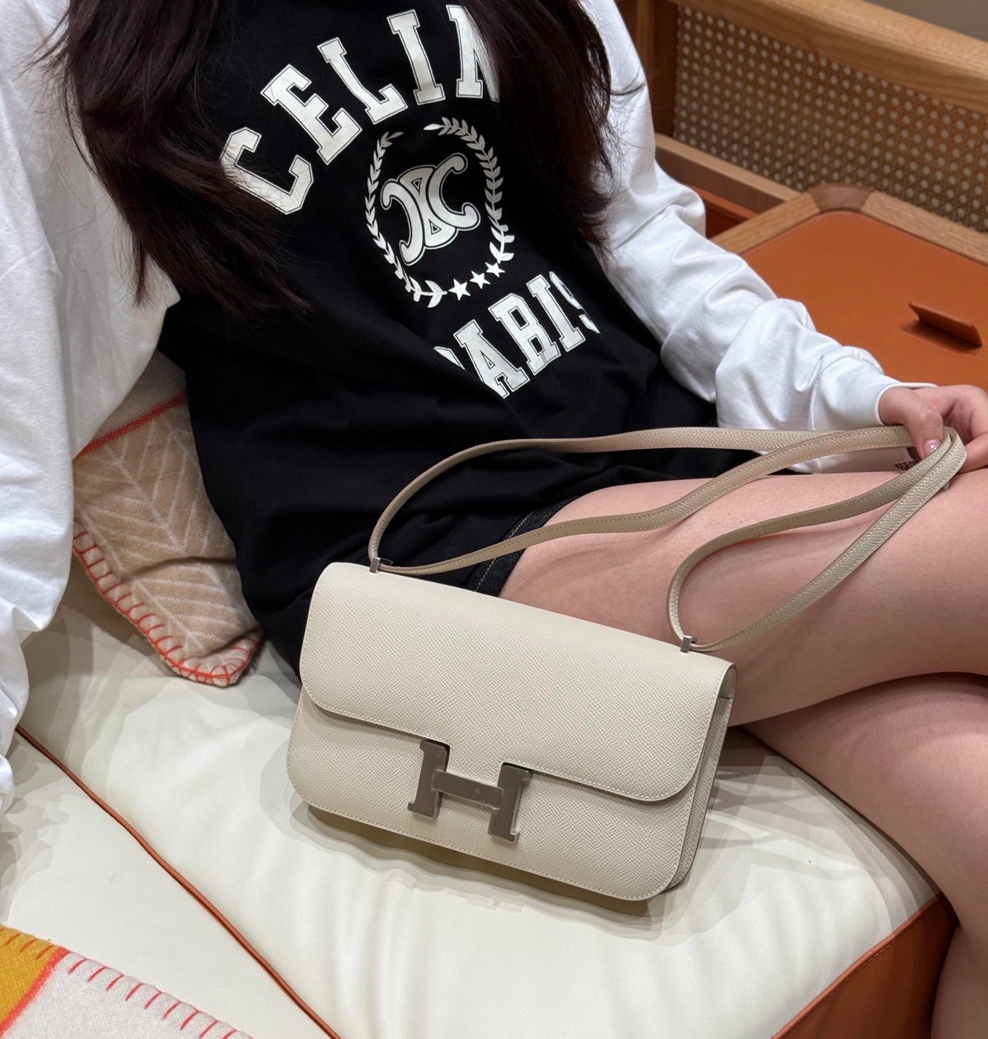 R공장 / 셀린느 여성 박시 반팔