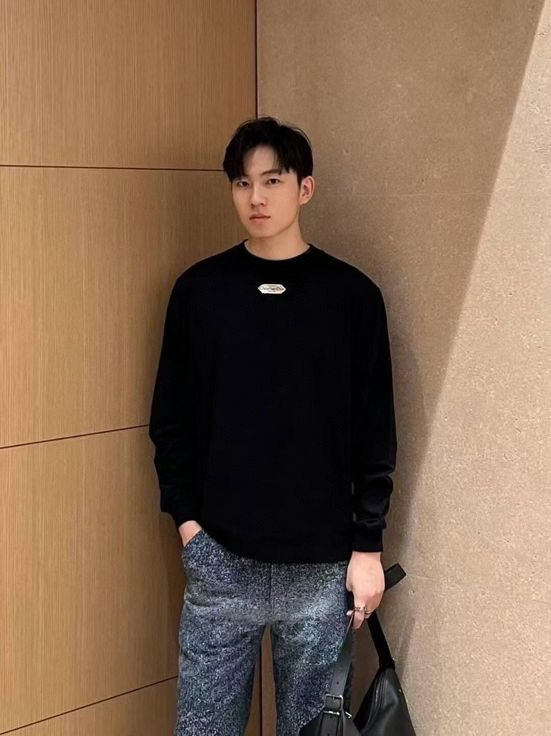 체인2호 / 디올 여성 긴팔티